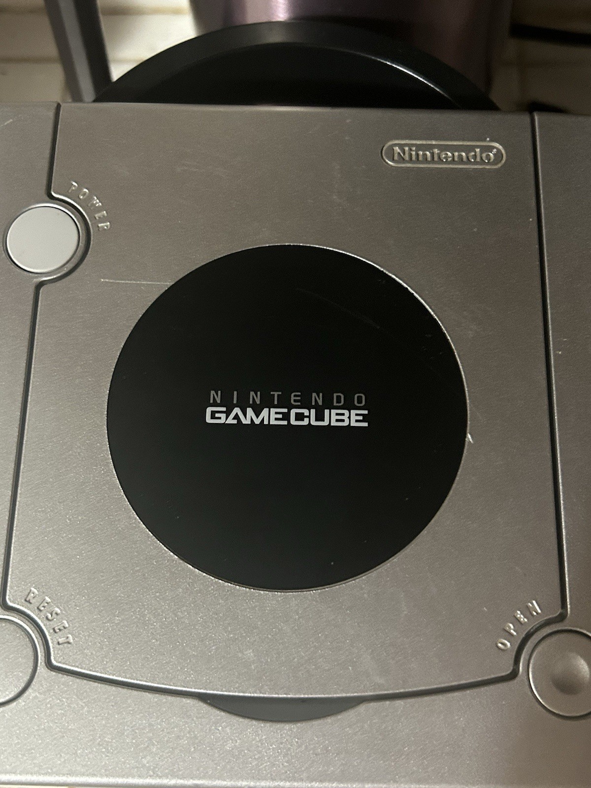 Nintendo GameCube Console Silver DOL-001 NTSC-U 480p Composite ATI