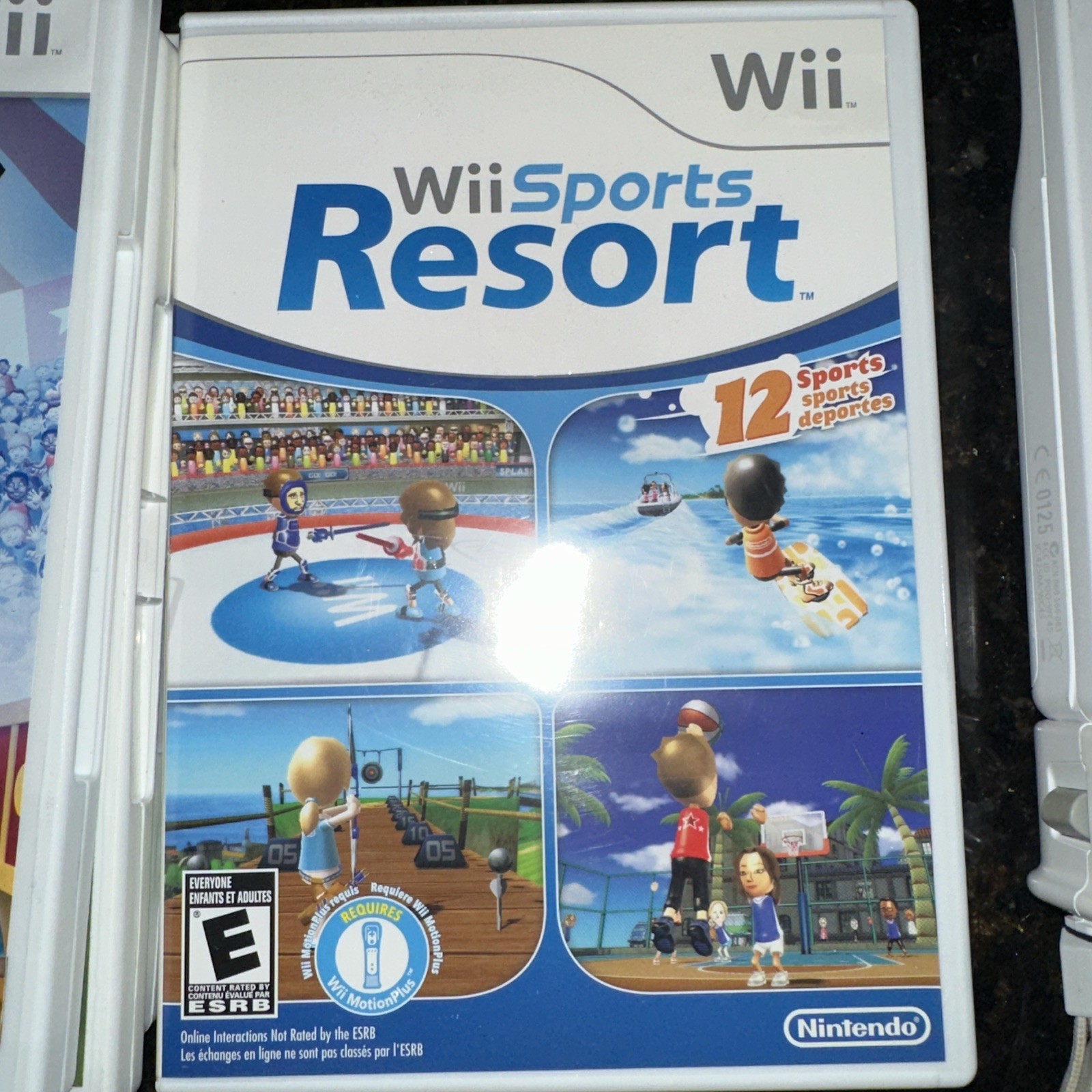Nintendo Wii Game System Console – 4 Remotes, 6 Game Bundle – Works