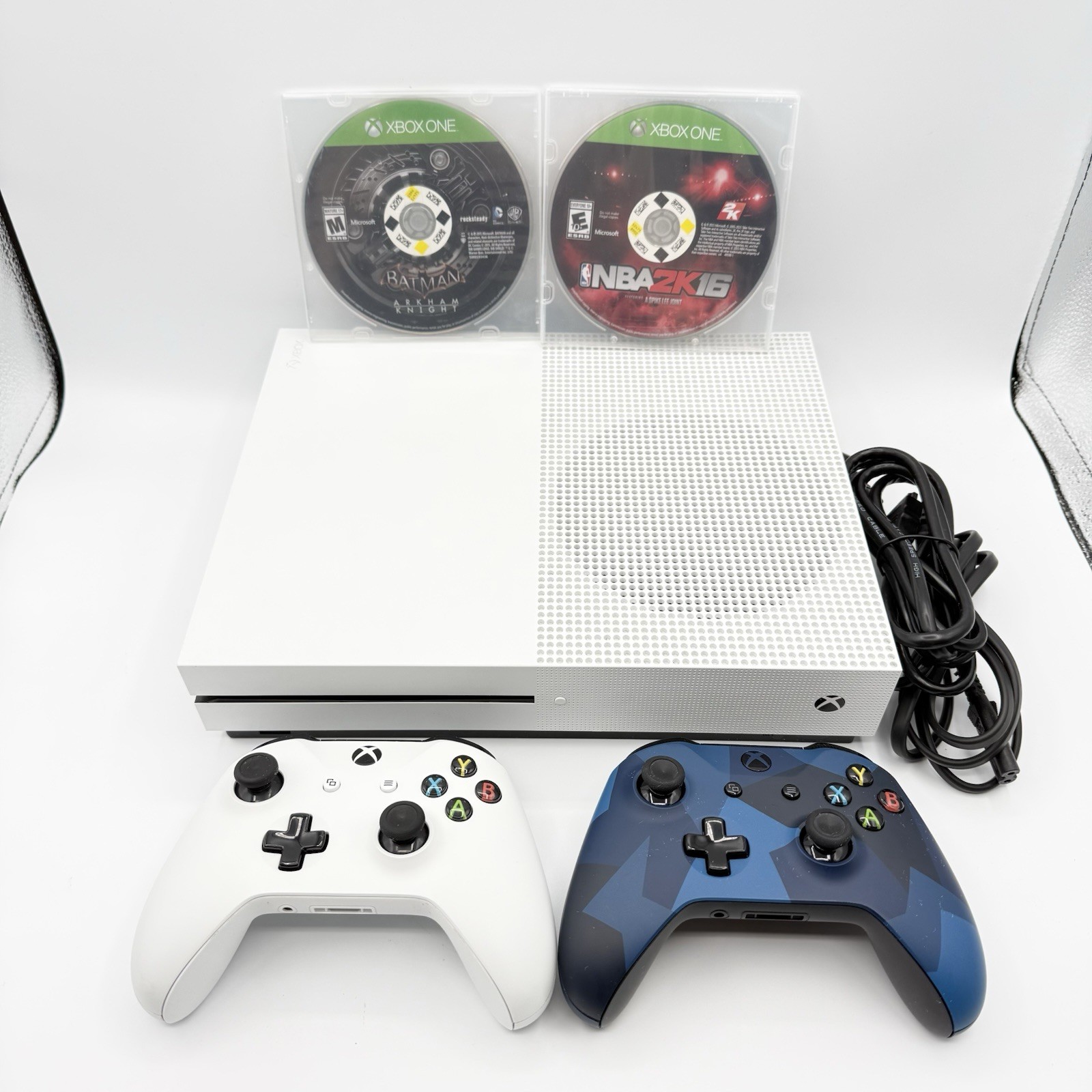 Microsoft Xbox One S White Console 500GB 1681 Cords Controller Games Tested
