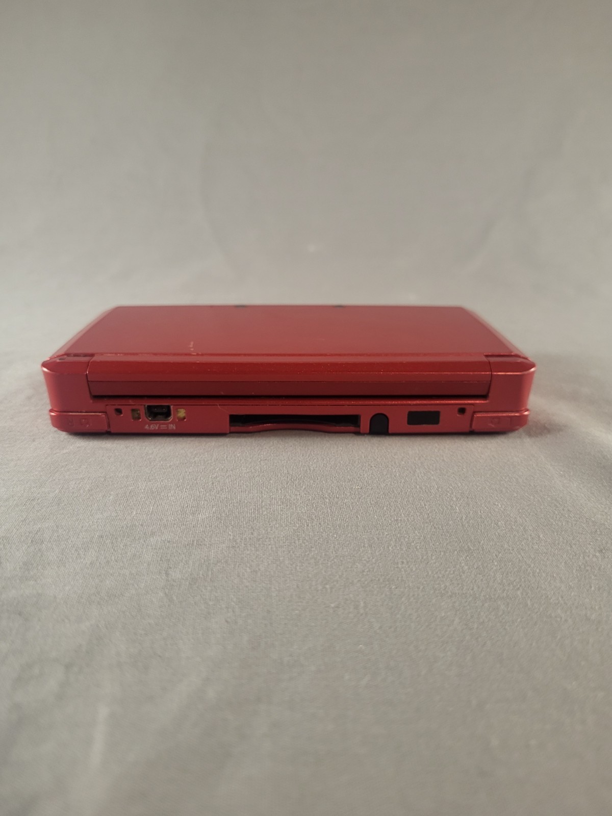 Nintendo 3DS Handheld System – Flame Red – CTR-001 – Charger Included – Tested!