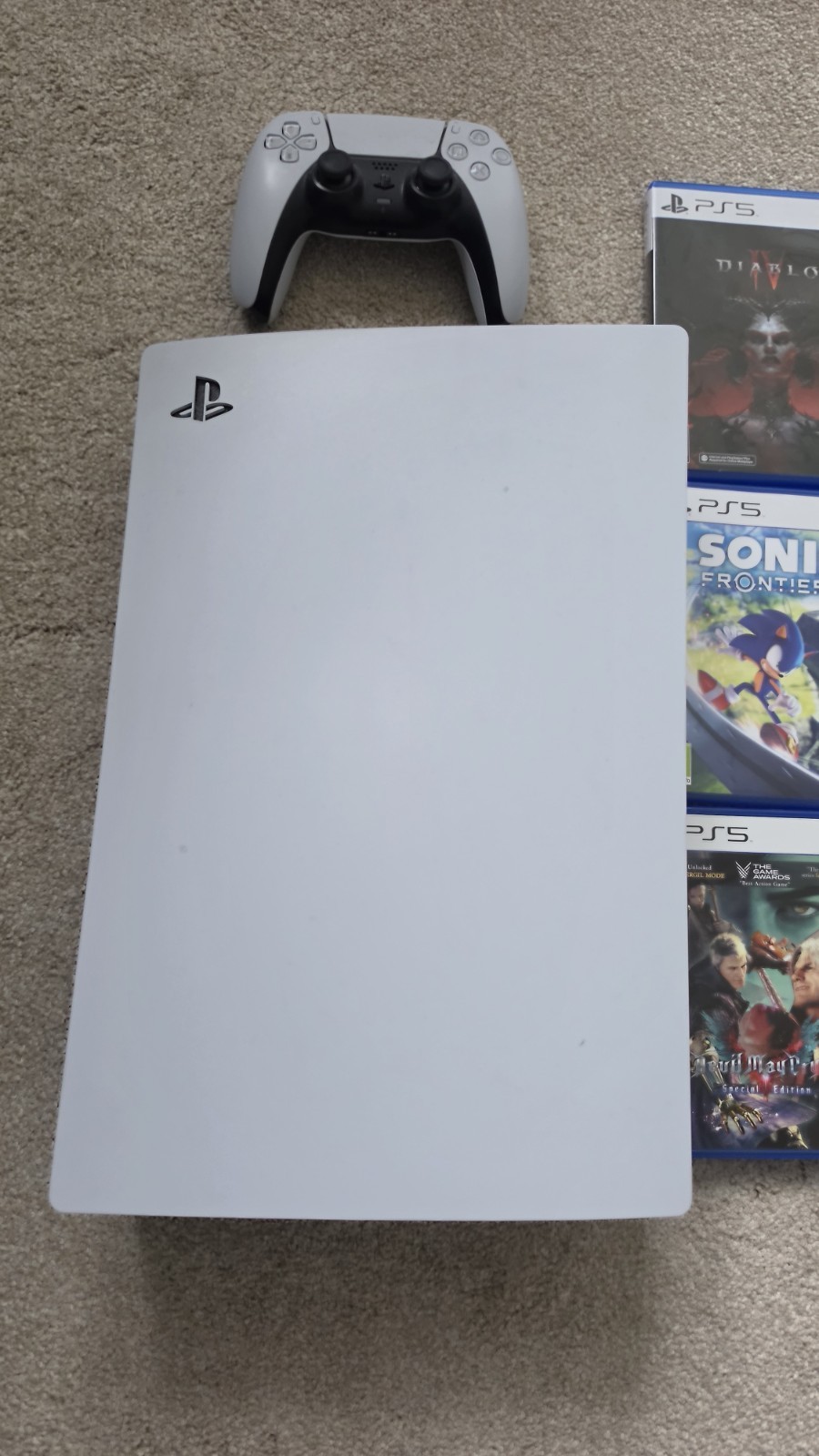 PS5 Launch Edition, Very Light Use