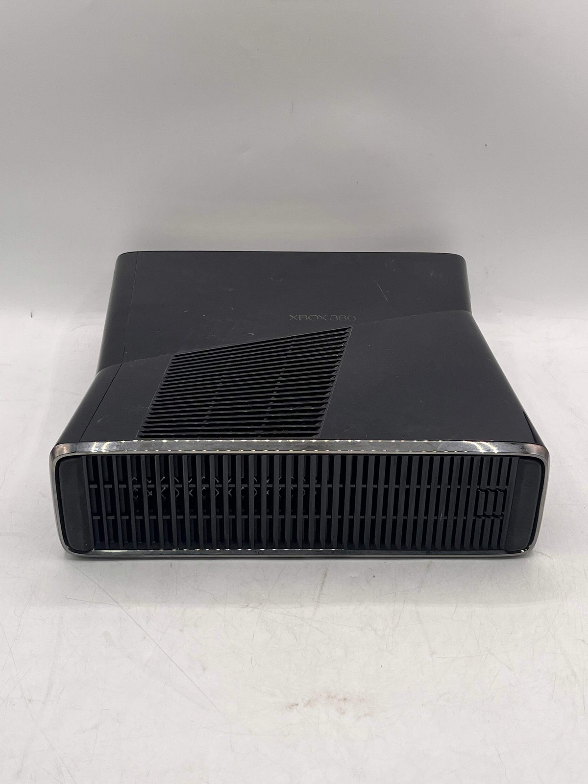Microsoft Xbox 360 S (1439) 2010 250GB Black Video Game System