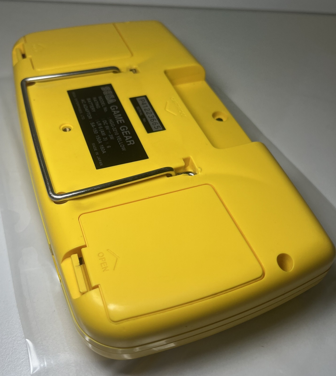 SEGA GAME GEAR HGG-3210 YELLOW EDITION NTSC-J REGION FREE CONSOLE