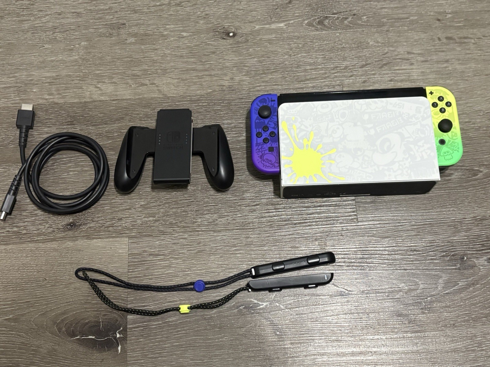Nintendo Switch OLED Splatoon 3 Edition Console (Doesn’t come with charger)