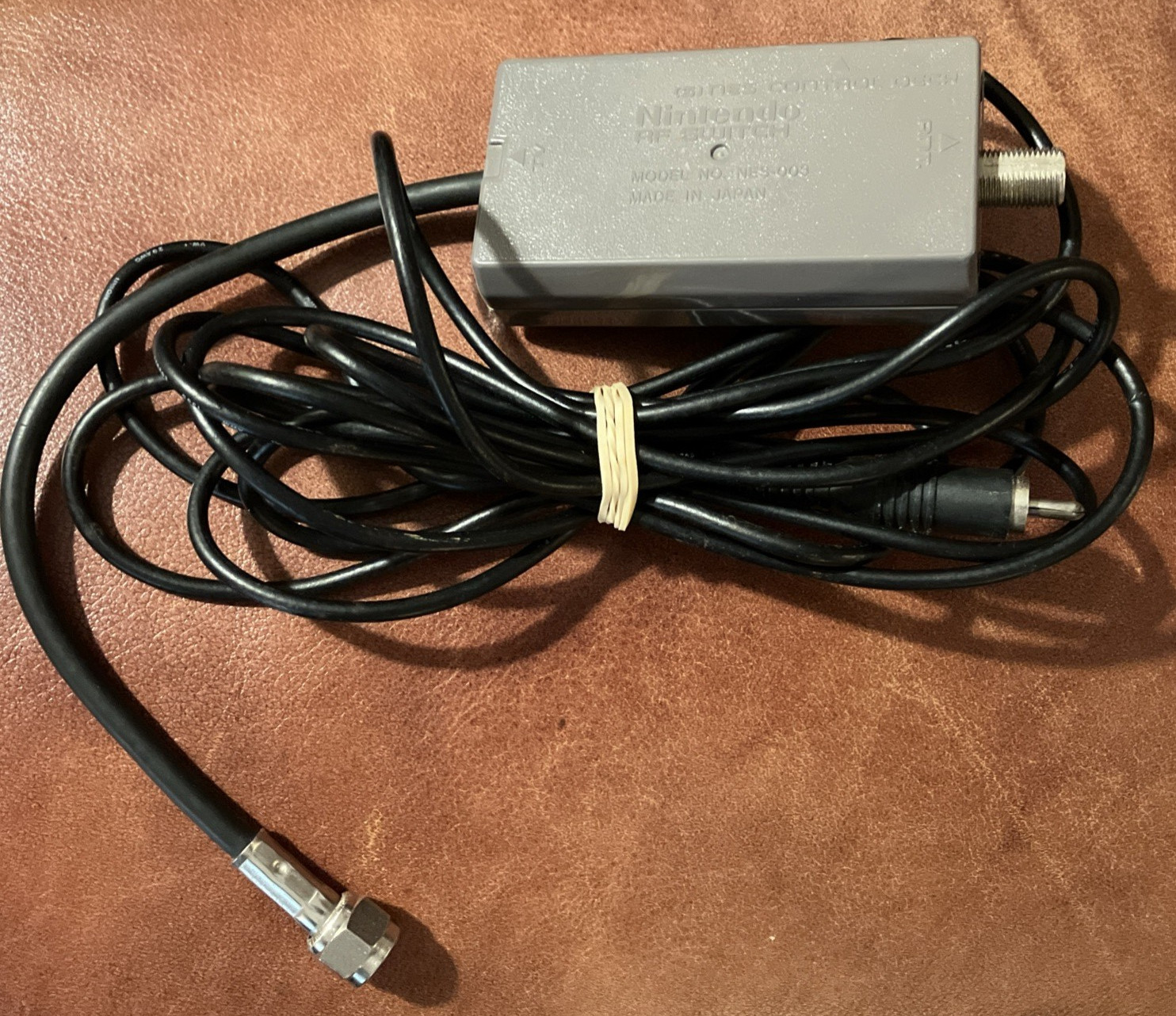 NES Nintendo Entertainment System Console New 72 Pin Tested Working Controller