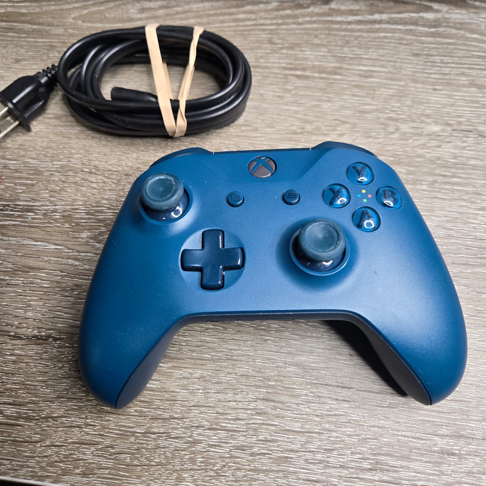 Microsoft Xbox One S Console 1681 Teal Blue Complete Set Controller Rare Limited