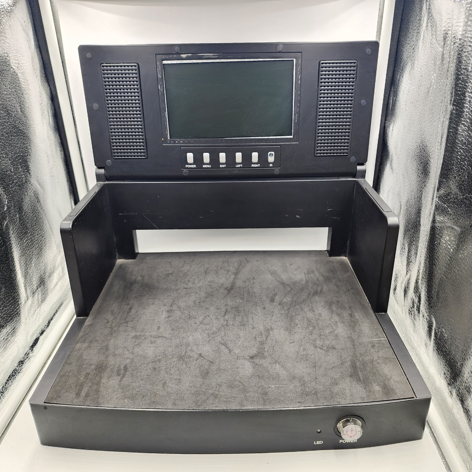 TITAN Universal Pro Player Console Testing Station 7″ LCD Screen *untested