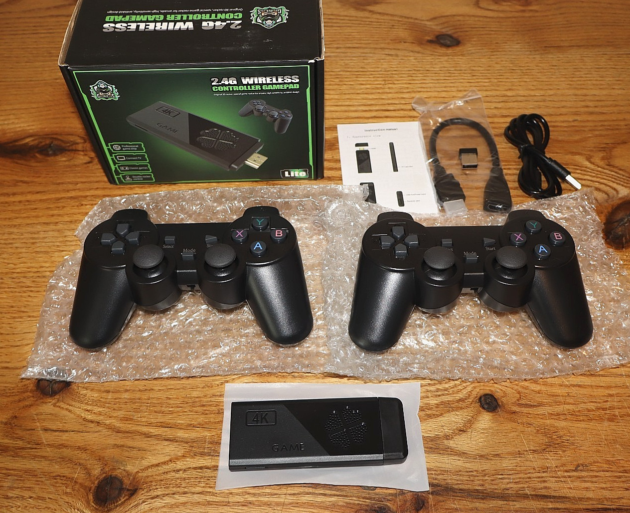 Wireless Retro Game Console Stick 20000+ Games, TV Plug & Play, w/2 Controllers