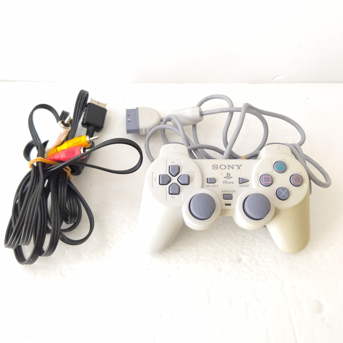 PS1 console SCPH-100 playstation, controller, memory card PSone Japan