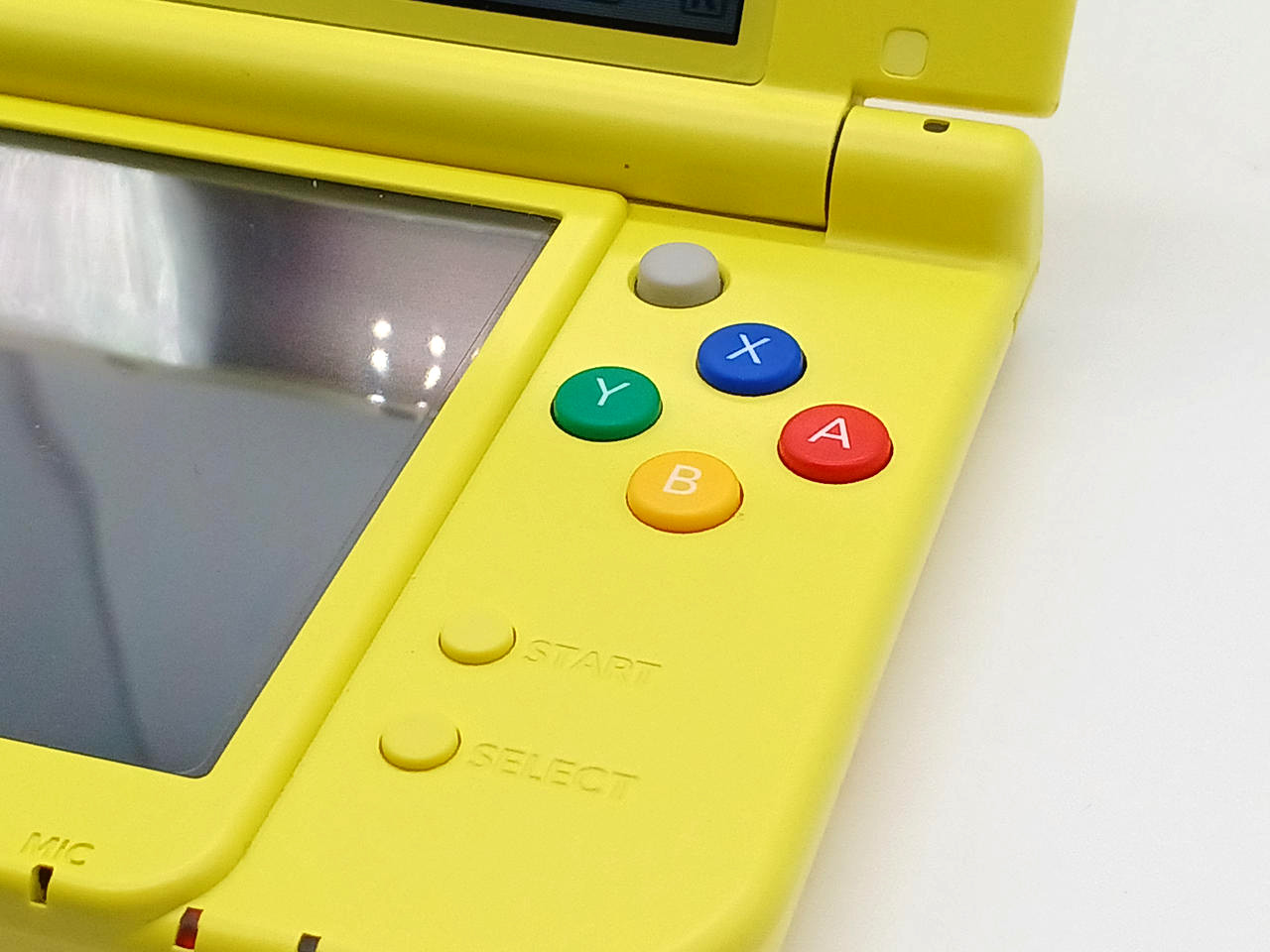 New Nintendo 3DS XL Pikachu Yellow Pokemon Center Limited Console w/ Box