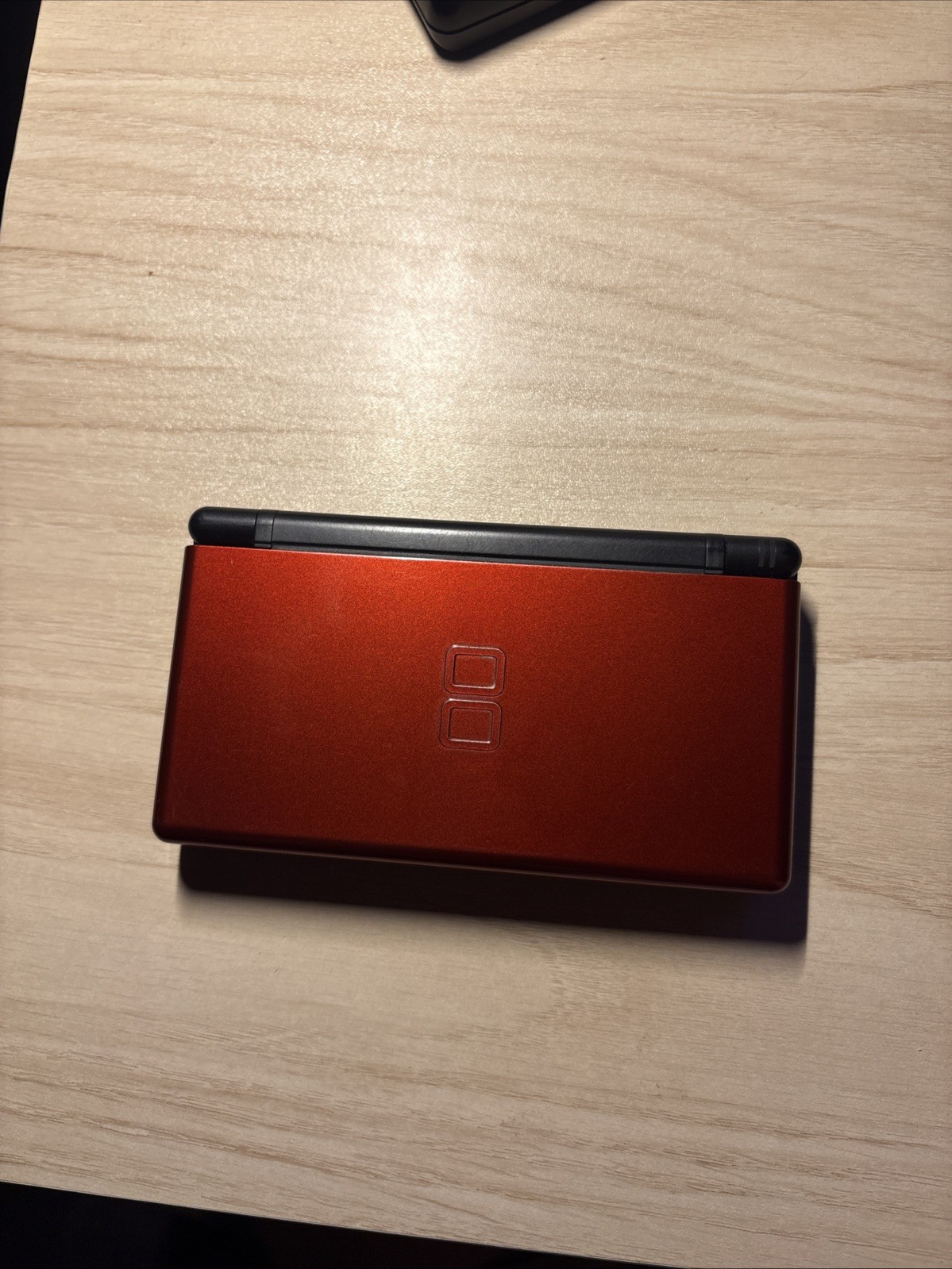 Nintendo DS Lite – Crimson Red READ DESCRIPTION
