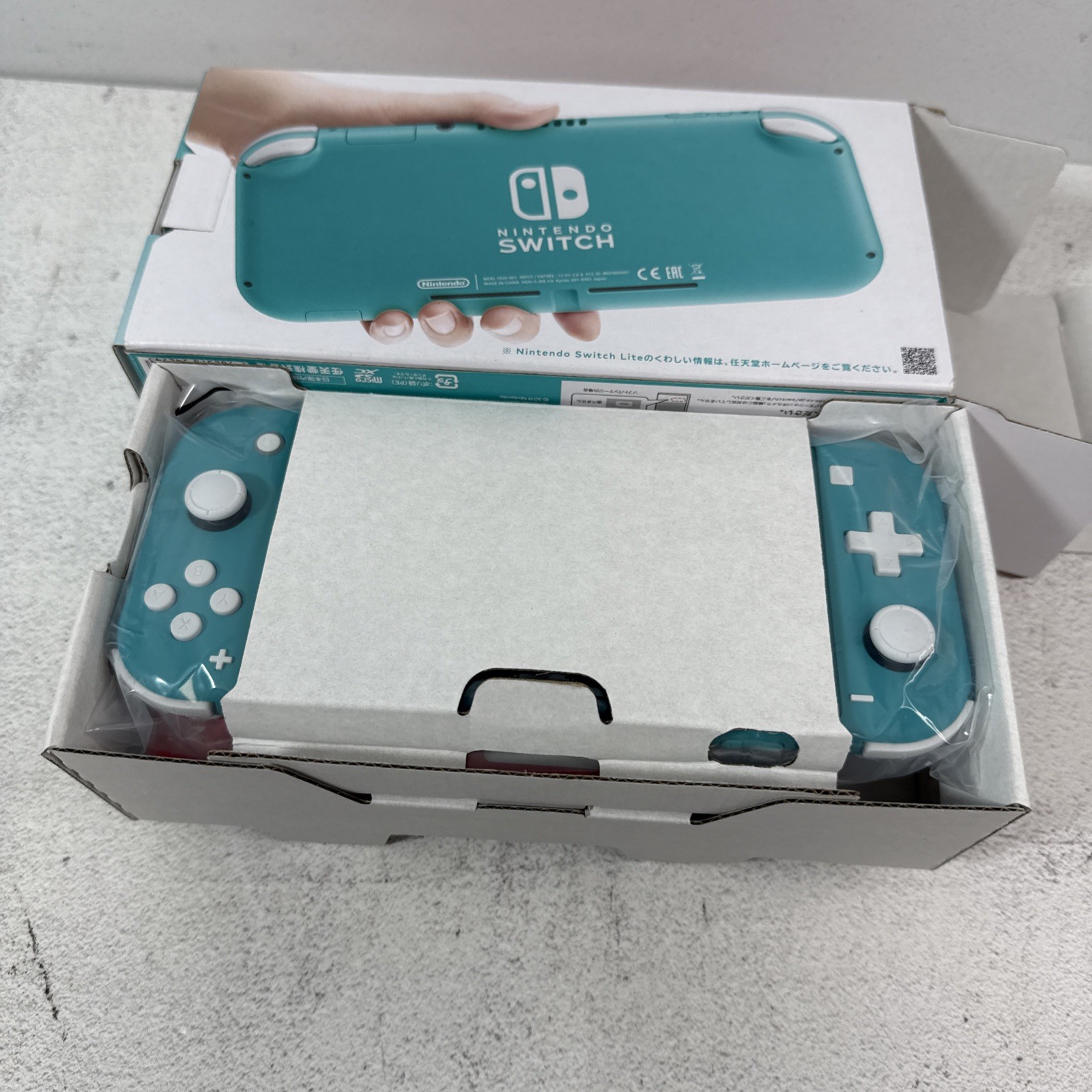Nintendo Switch Lite 32GB Console – Turquoise NEW