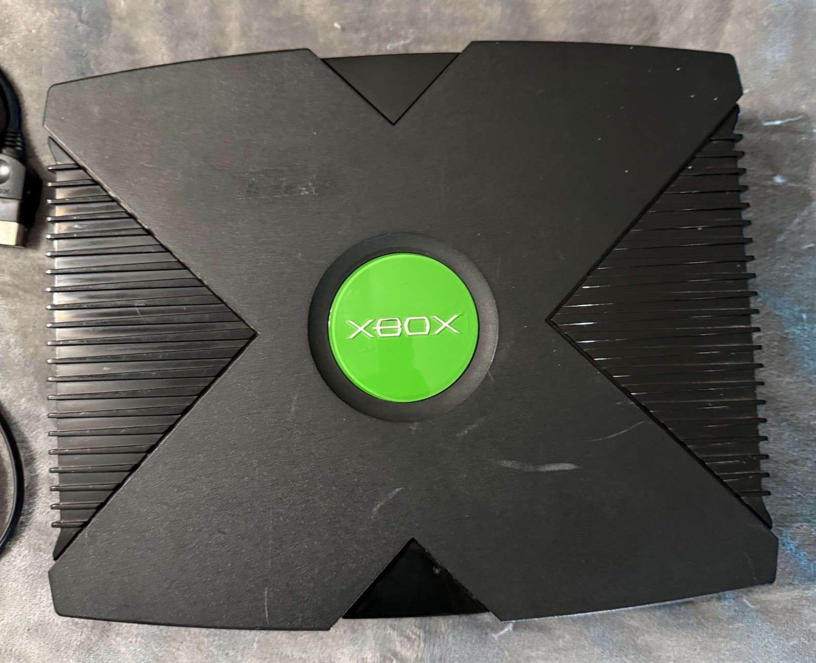 Microsoft Xbox Original Console 2003 Black/Green w/ AV Cable, Power Cord RCA