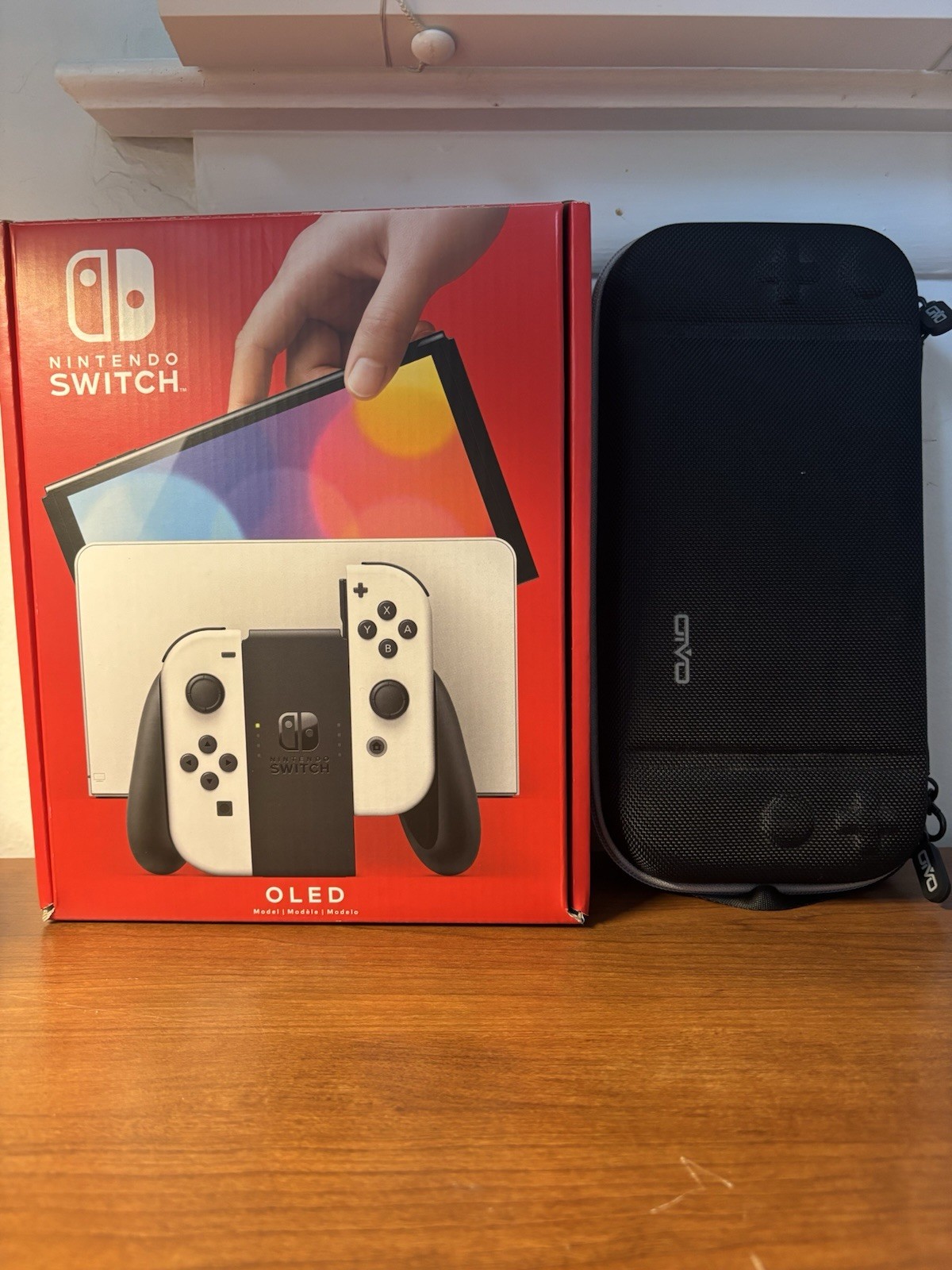 Nintendo Switch OLED White With Original Box And Packaging And A Carrying Case!!