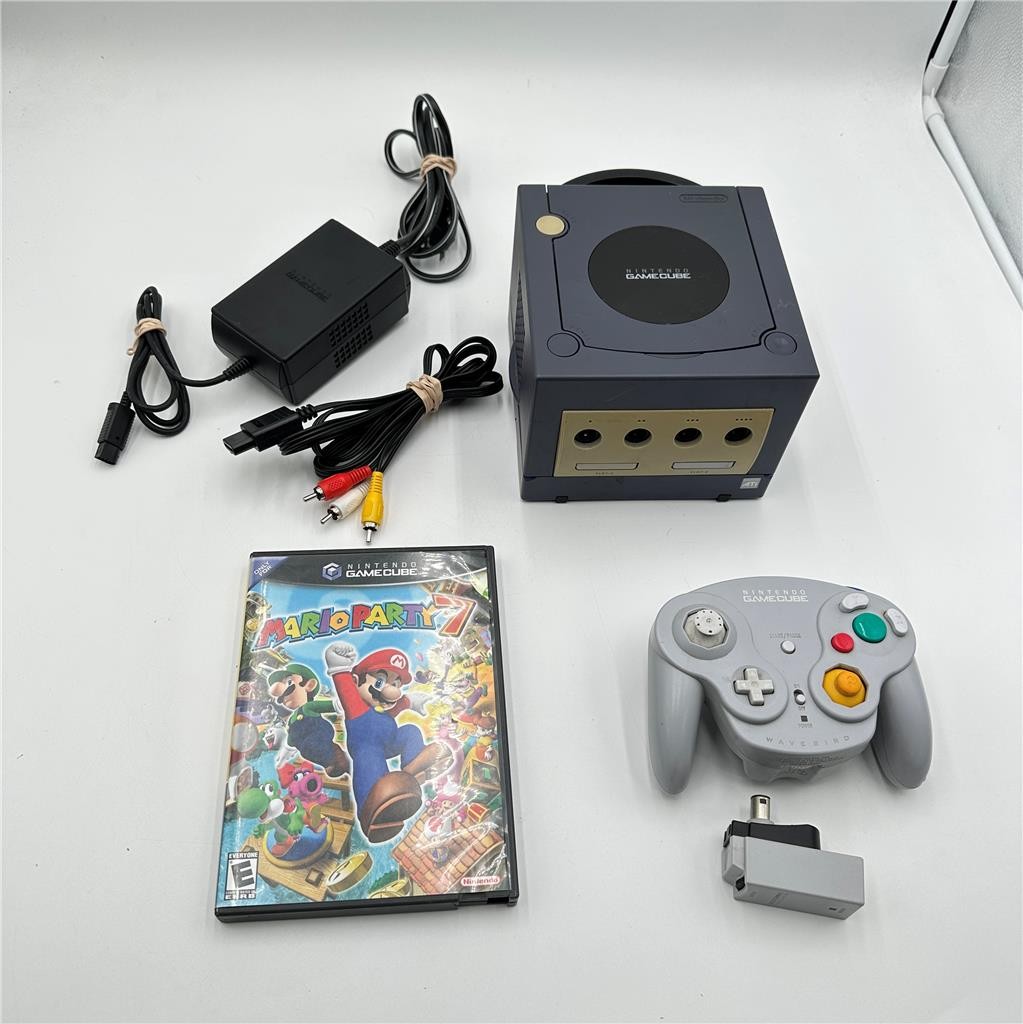 Nintendo GameCube – Indigo with wavebird contorller and Mario Party 7