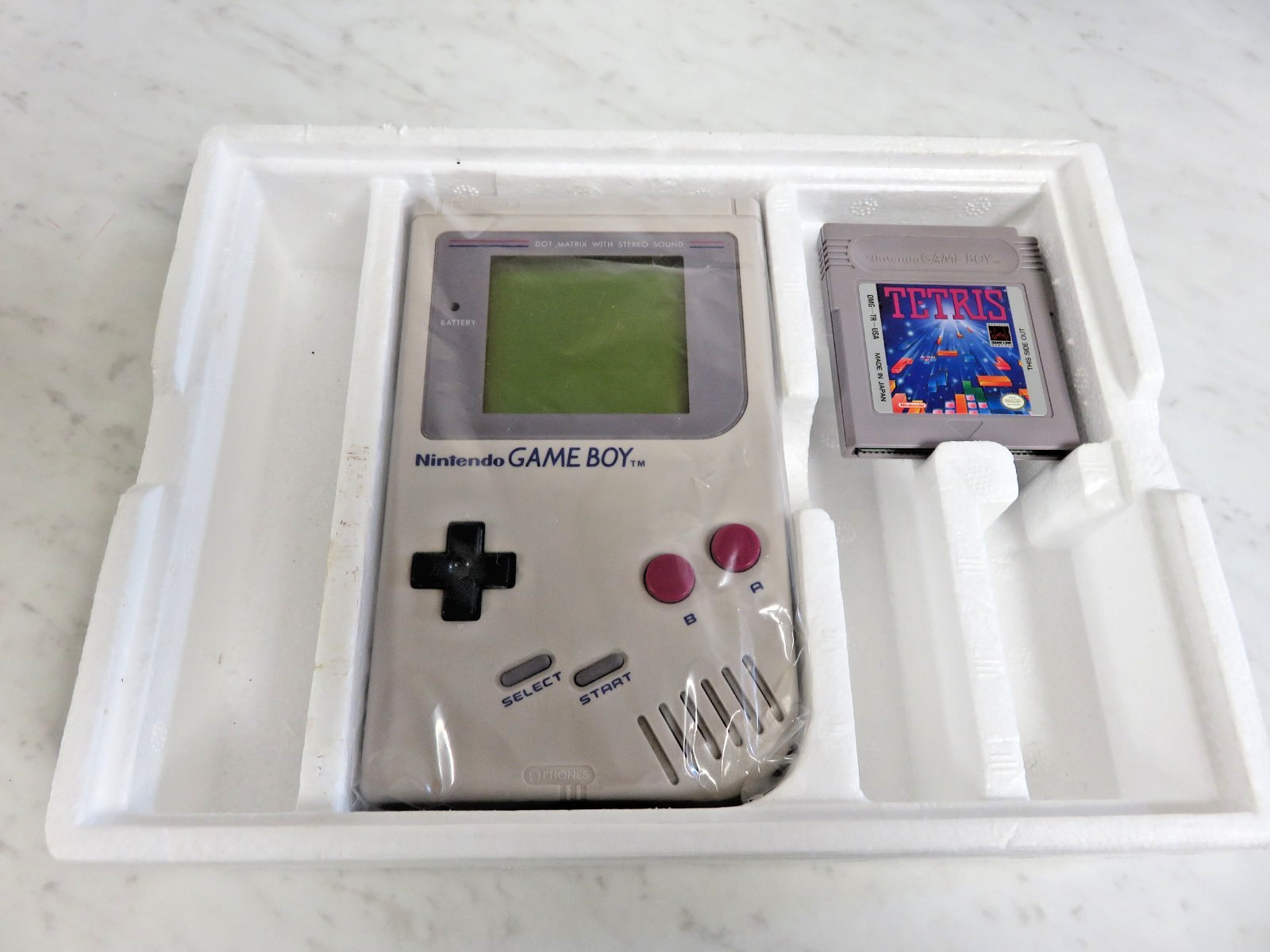 CLEAN! Nintendo original 1989 Game Boy DMG-01 with Box – Tetris Collector Set