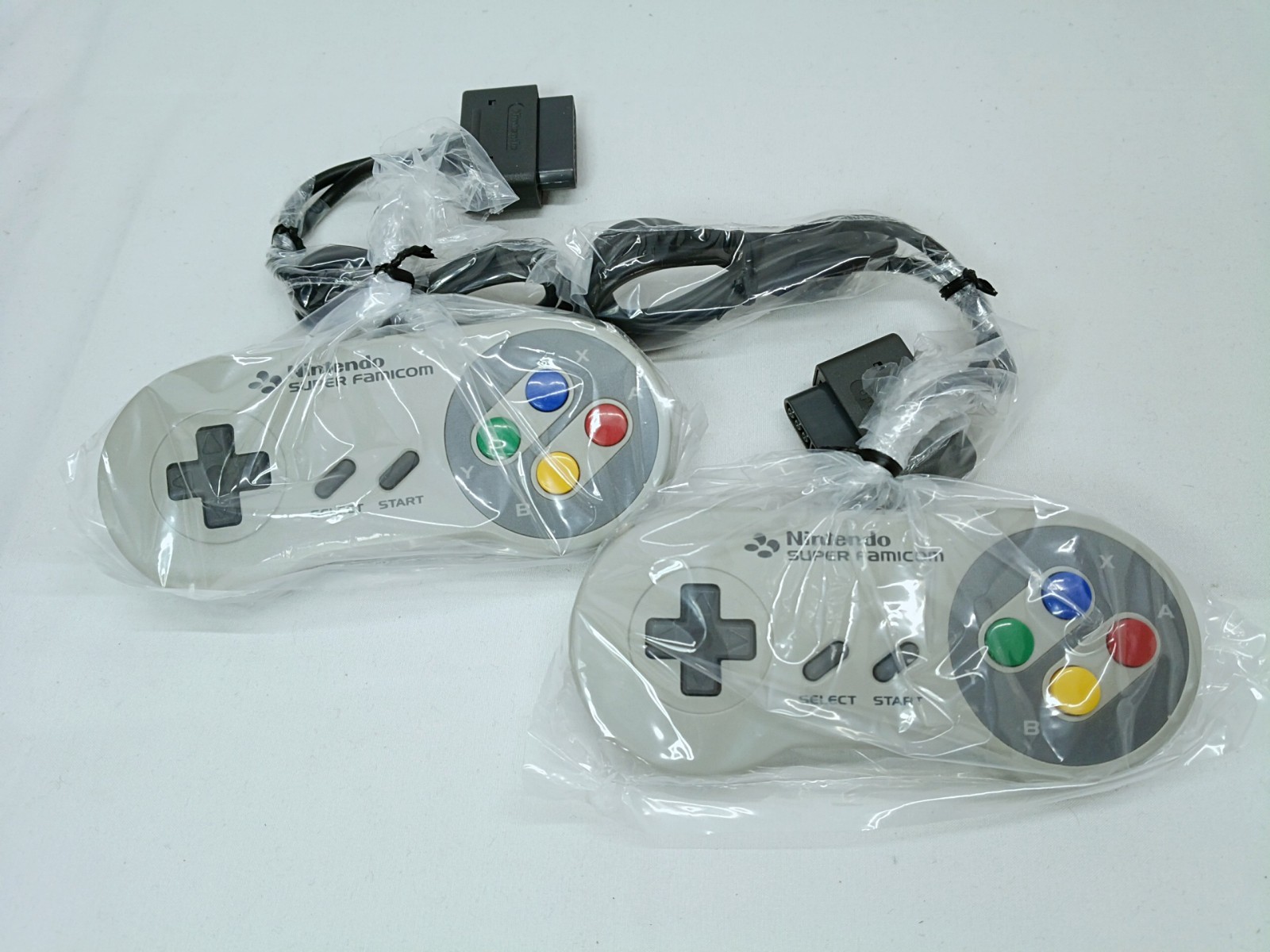 Super Famicom Console & Multi Tap & 5 Controllers Bomberman 2 Nintendo Tested
