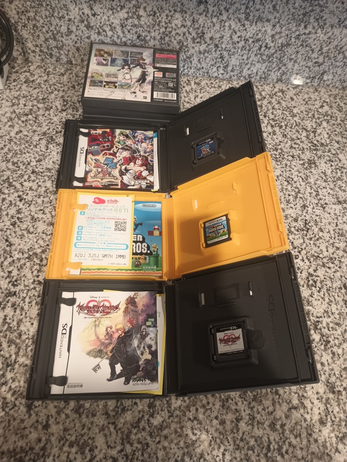 Nintendo DS Lite Launch Edition Silver Handheld System 11 Games