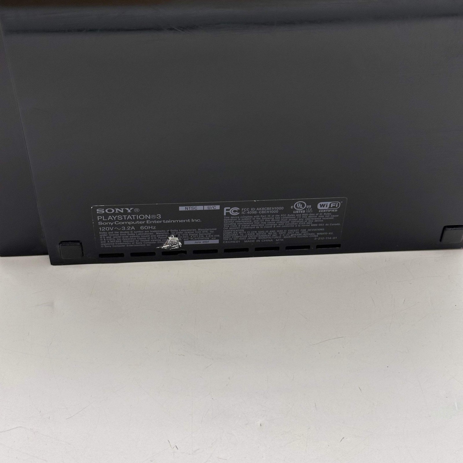 Sony PlayStation 3 Backward Compatible CECHE01 80GB