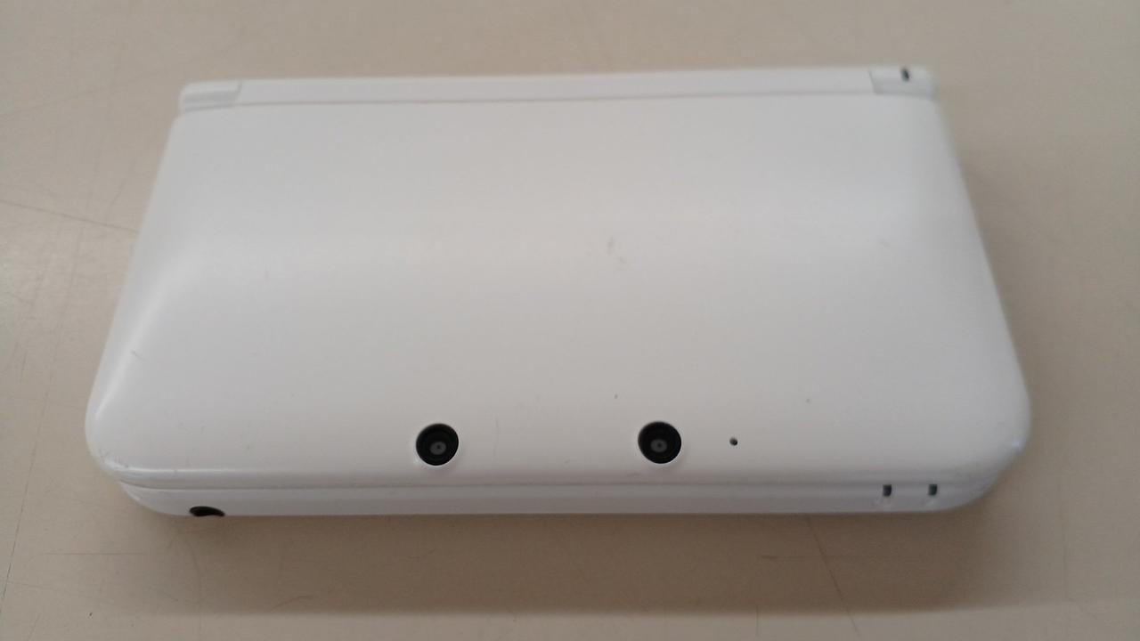 NINTENDO SPR-001 3DSLL