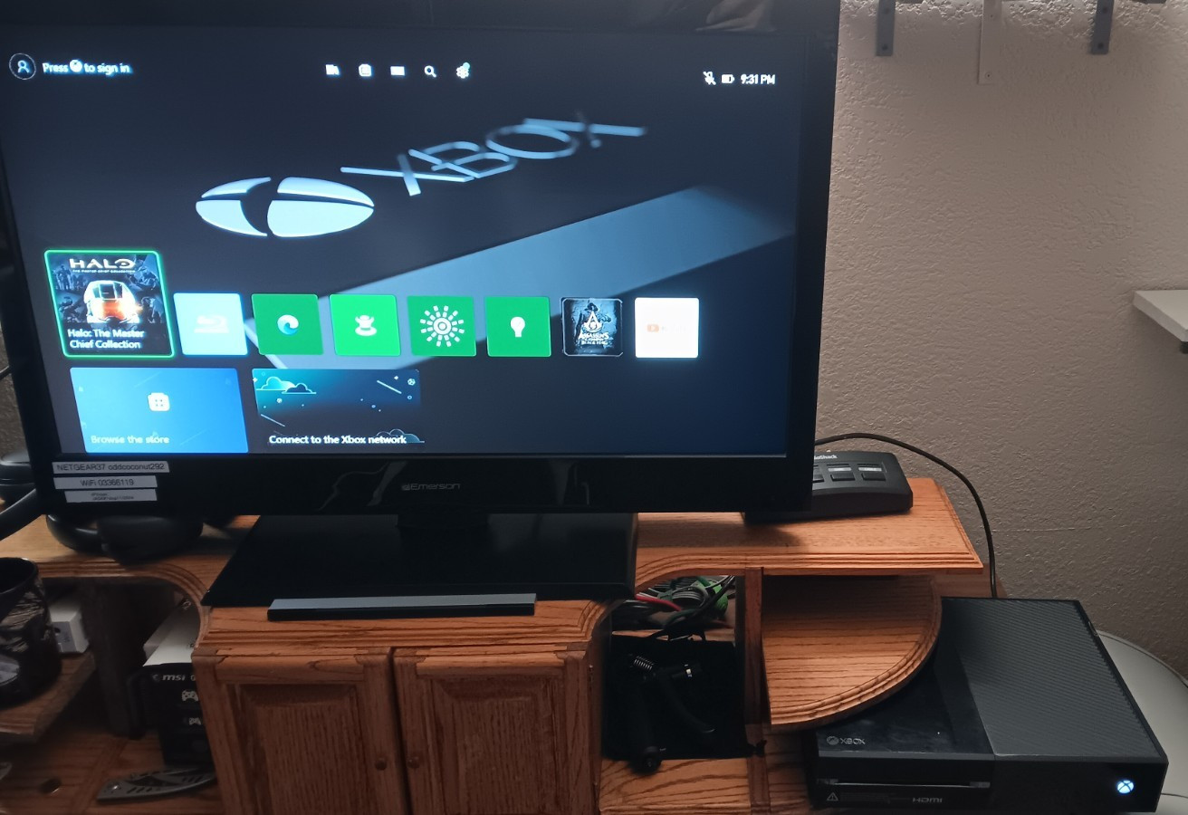 Original Xbox One Black 500GB console Free Shipping! Working