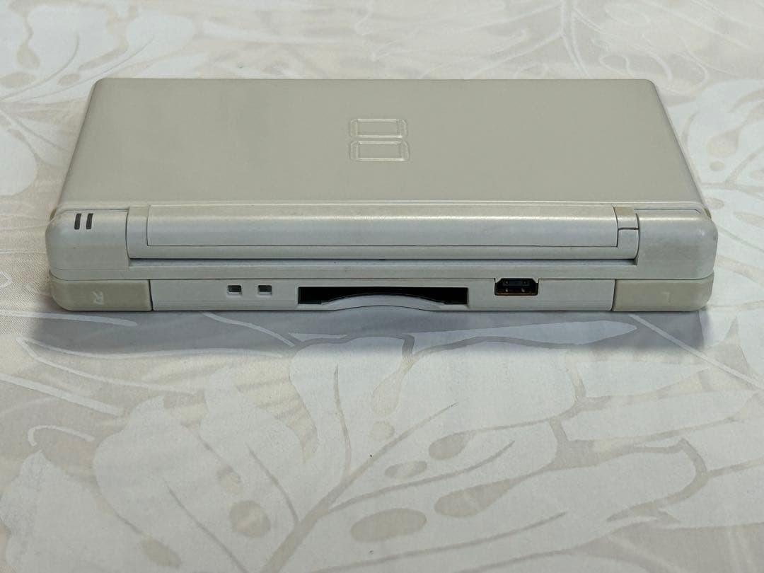 Nintendo DS Lite Crystal White Console