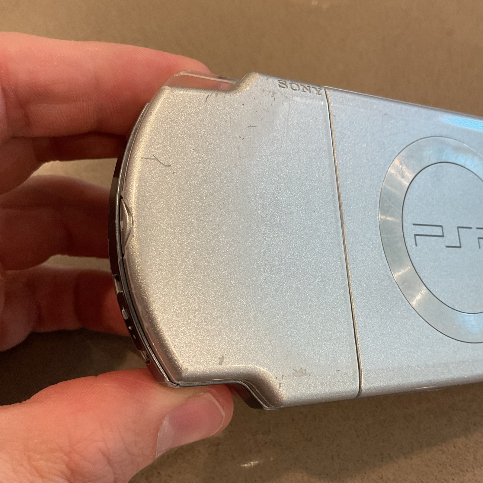 Sony PSP 2000 Silver System BROKEN PARTS ONLY Console Only