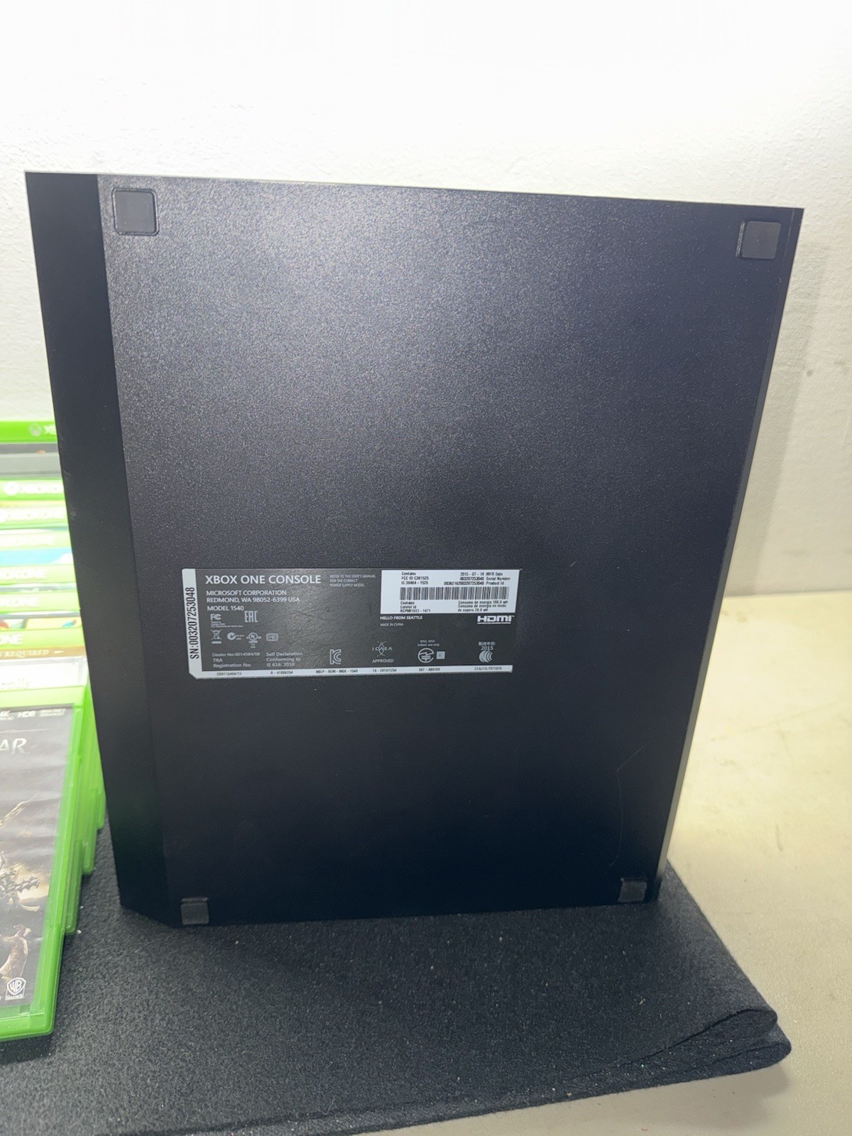 Microsoft Xbox One 1Tb Model #1540 Console w/ Controller, Cables & 9 Games