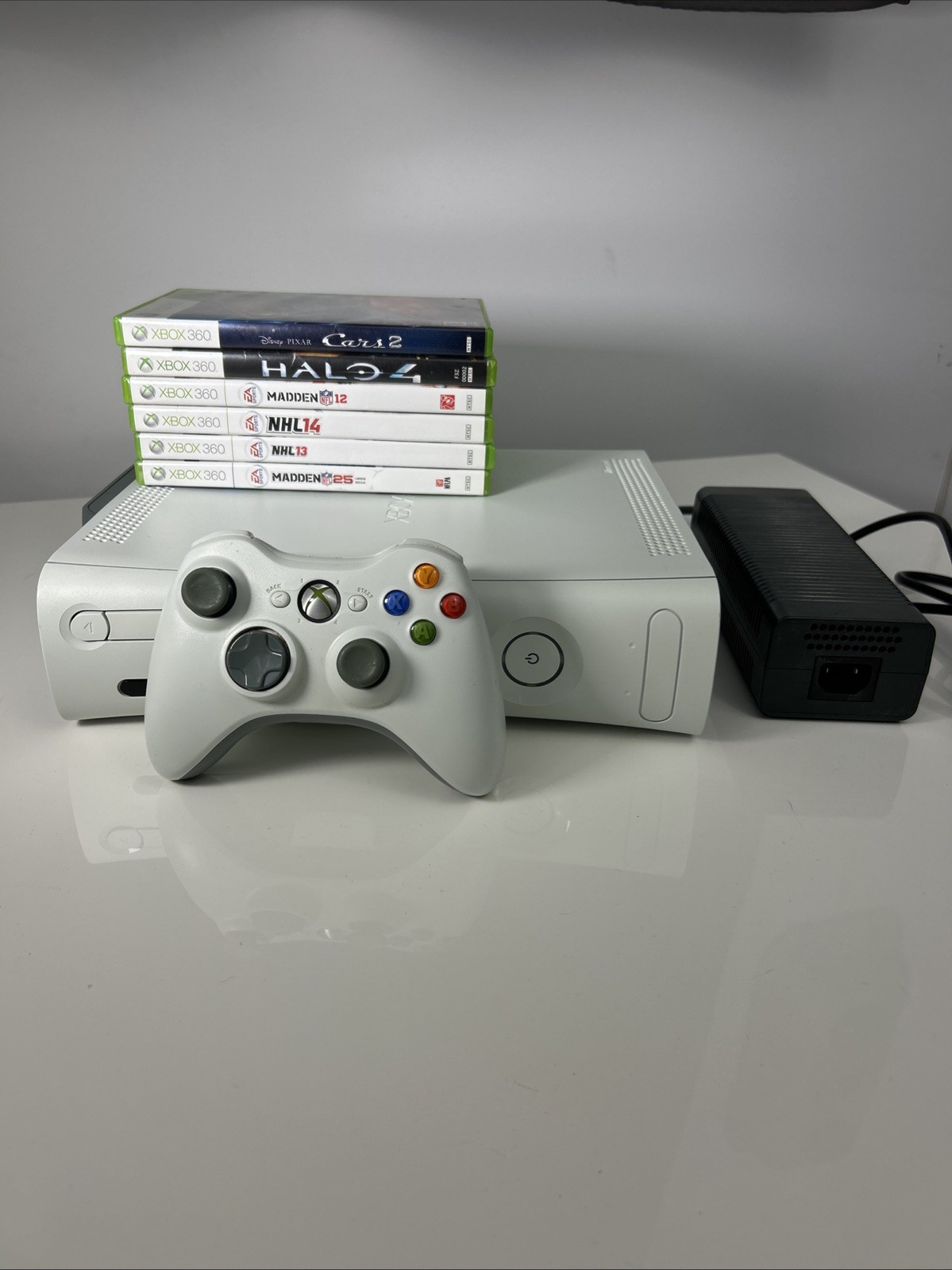 Microsoft Xbox 360 20GB White Console Serviced + 6 Games Controller HDMI Tested