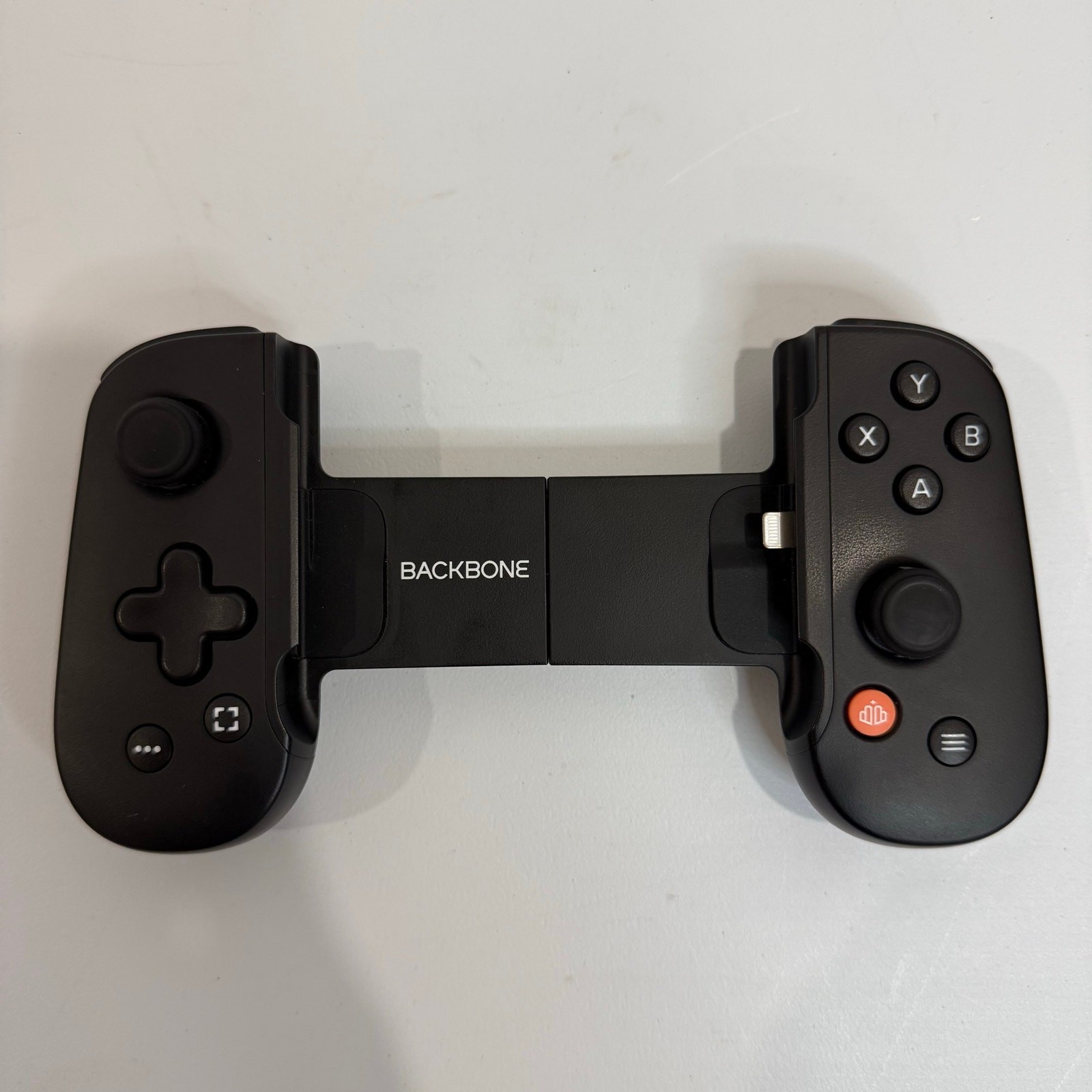 Backbone One Xbox Edition Lightning Mobile Gaming Controller for iPhone Tested