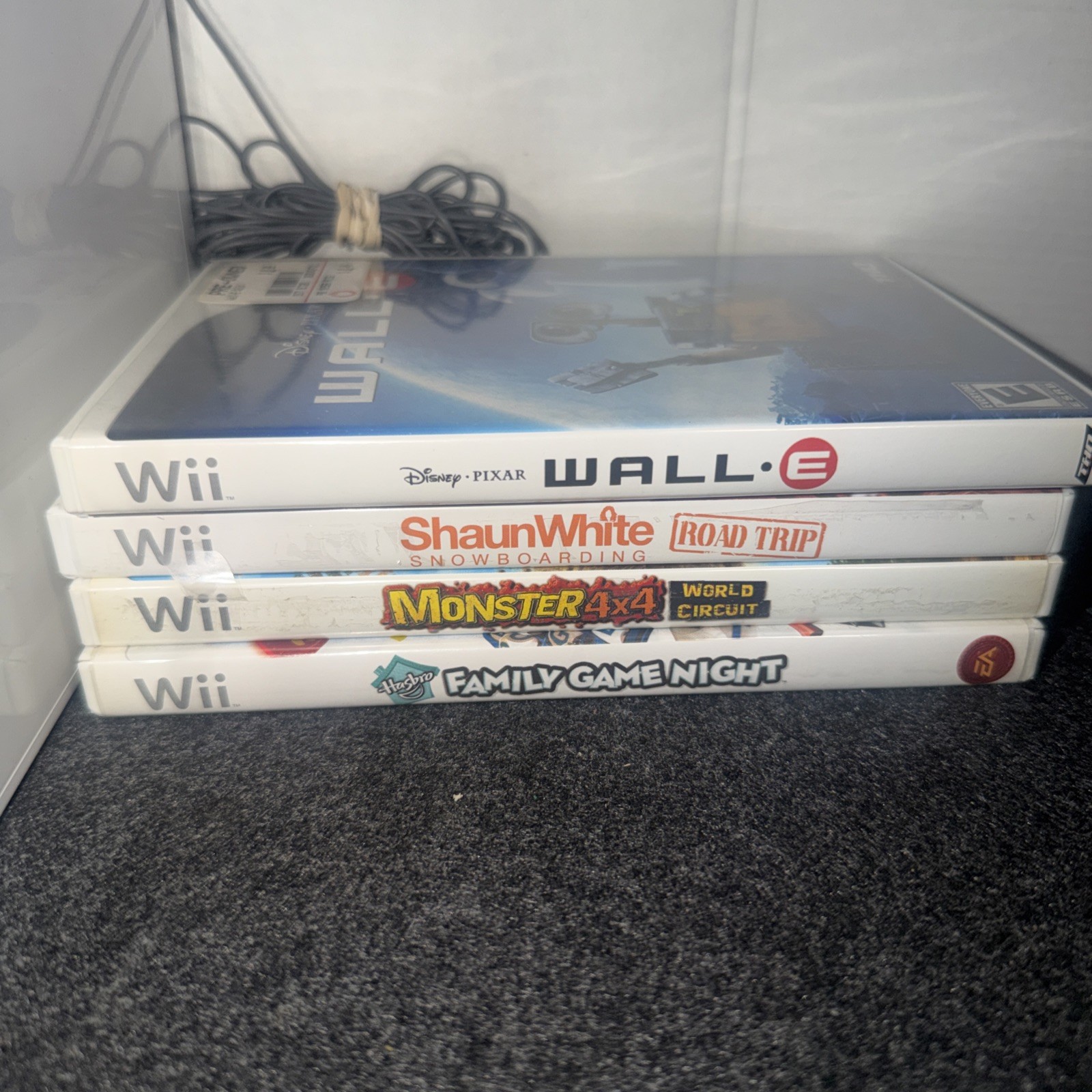 Nintendo Wii RVL-001 Console Bundle 2 Controllers 4 Games Tested Ships Fast