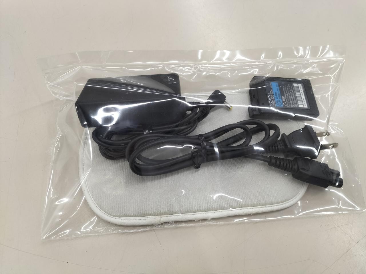 Initial Model Many exterior scratches Model PSP 1000 SONY