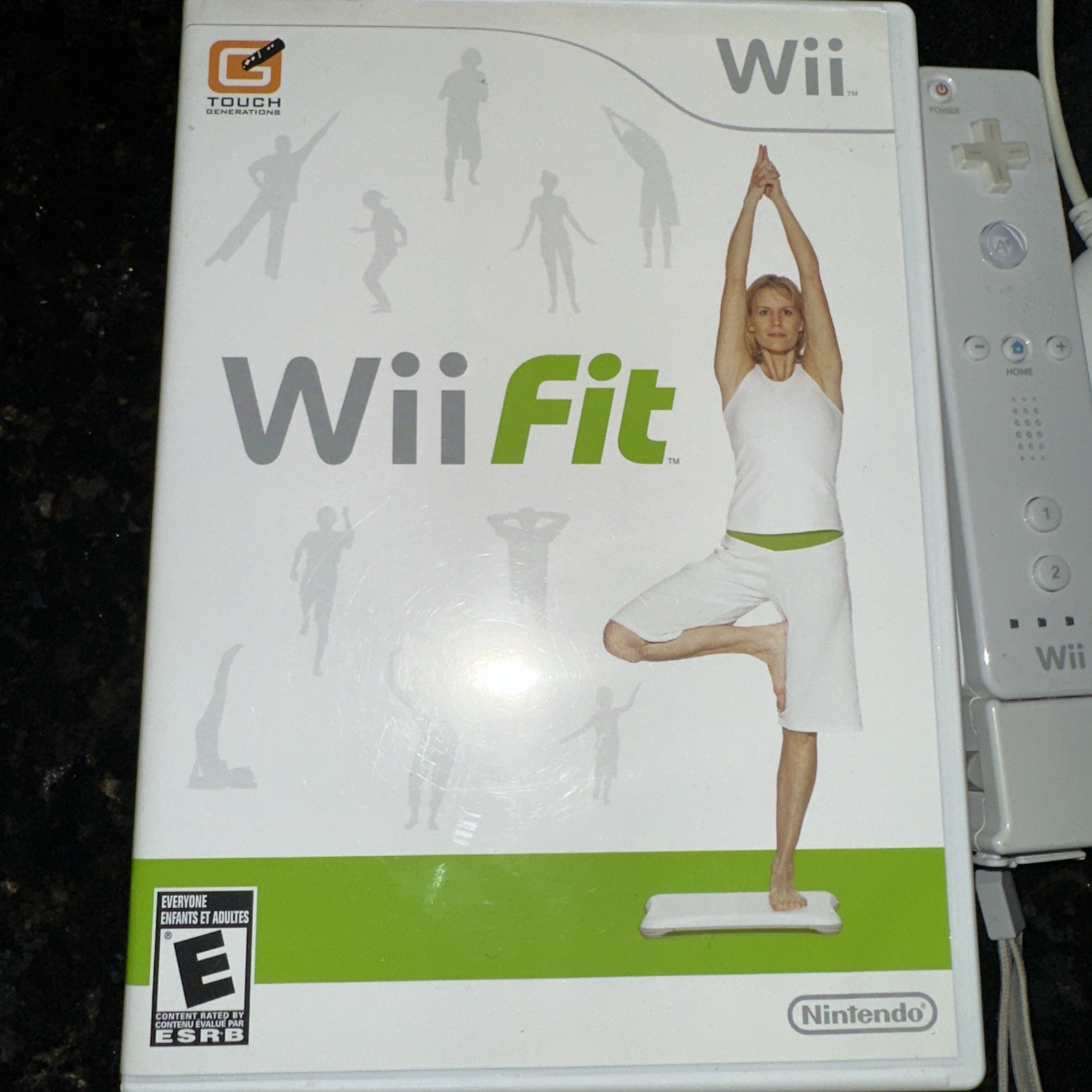 Nintendo Wii Game System Console – 4 Remotes, 6 Game Bundle – Works