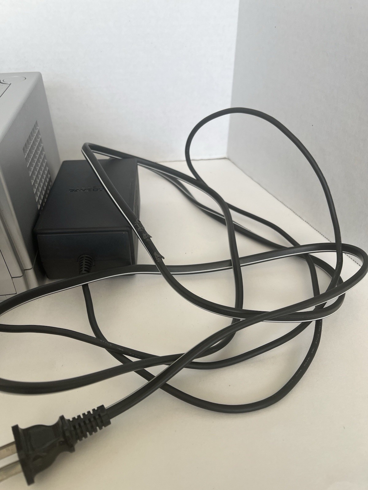 Nintendo GameCube Silver 2001 DOL-001 with Controller