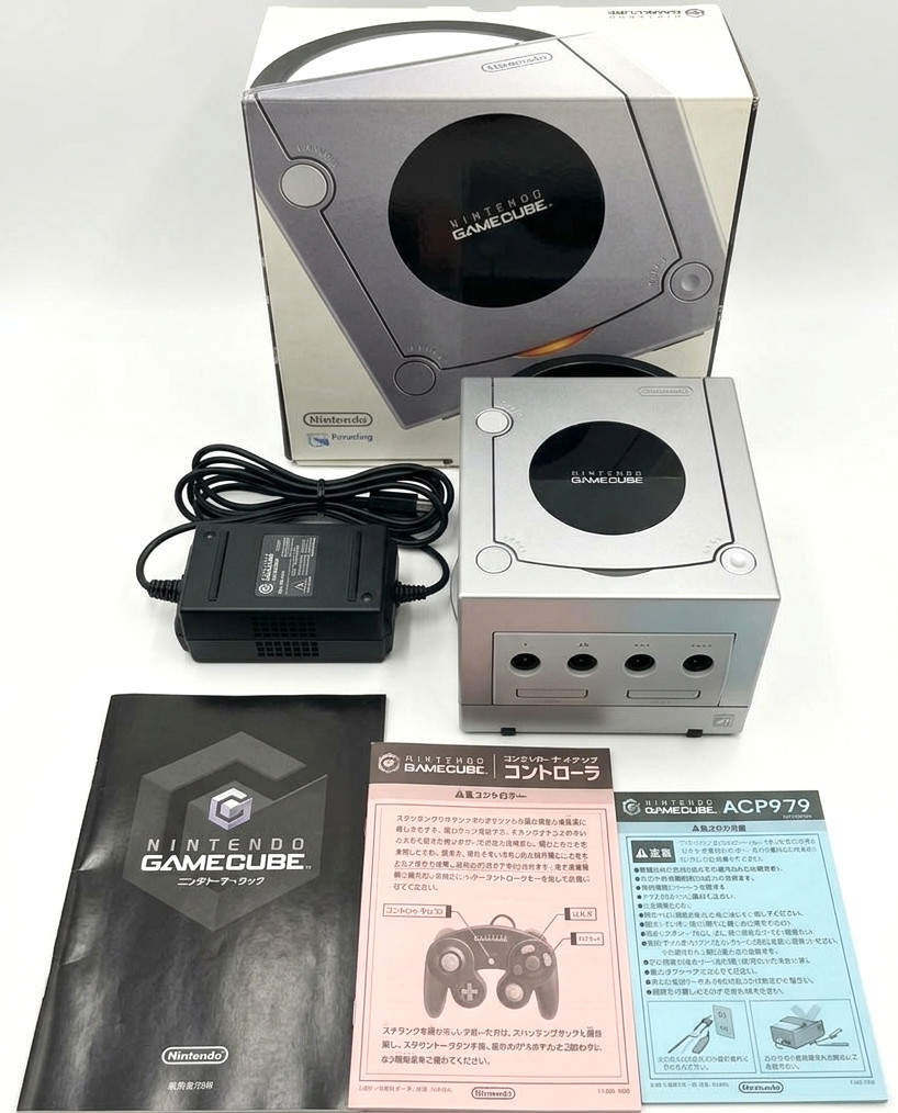 Nintendo GameCube Silver DOL-001 Console Complete Boxed Japan Working