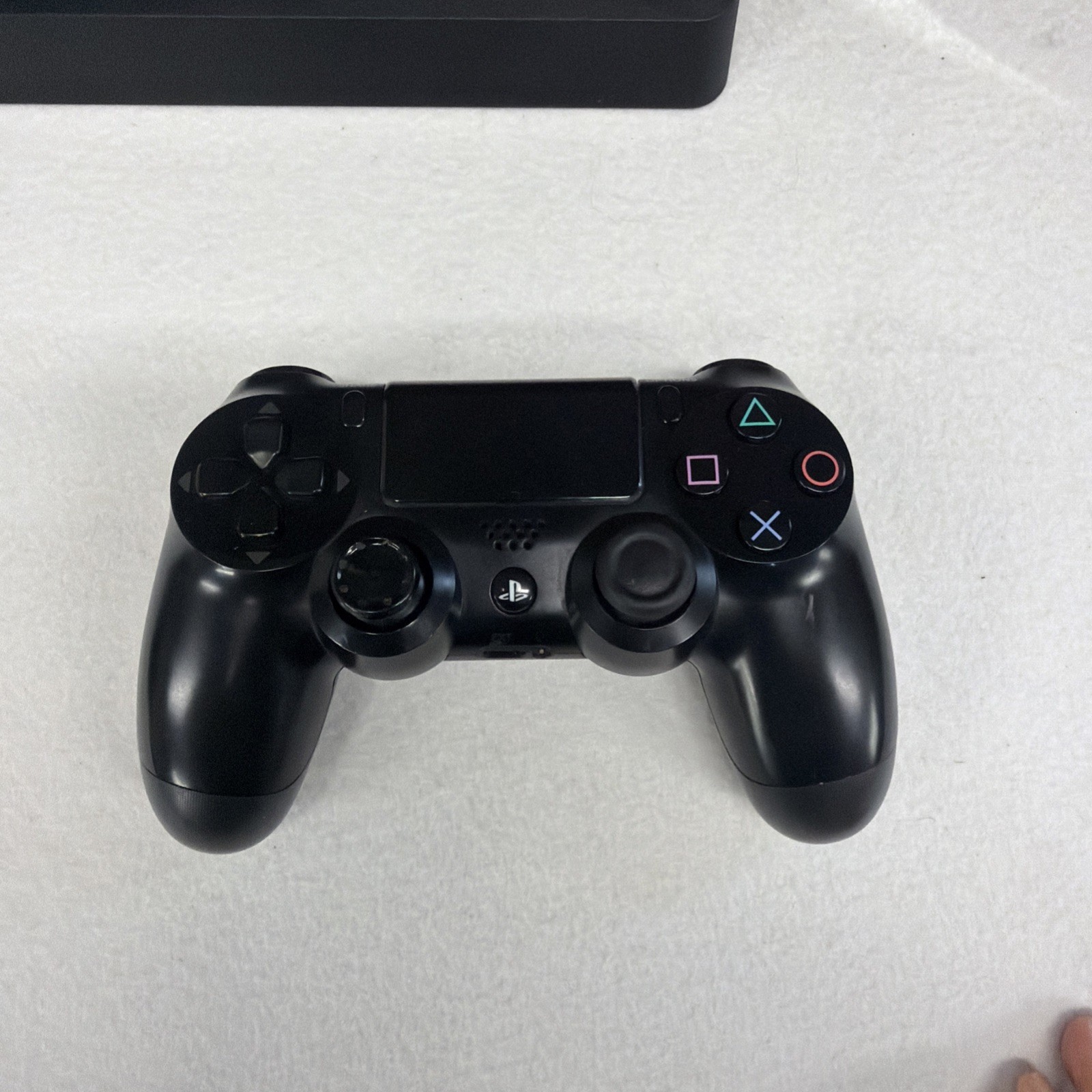 PS4 Model CUH-2015A Black 2 Wireless Controllers HDMI & Power cord