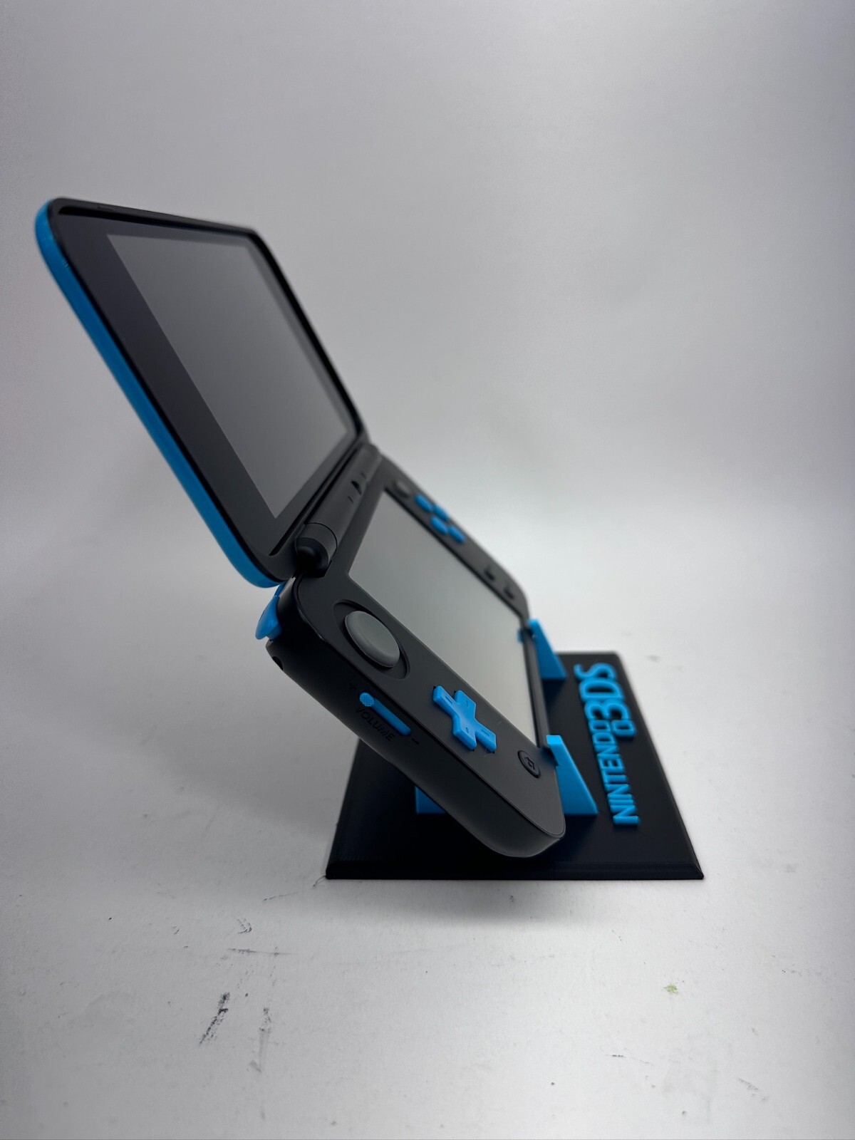 Nintendo 3DS Console Display Stand (STAND ONLY) Black/Green- Ask 4 other COLORS