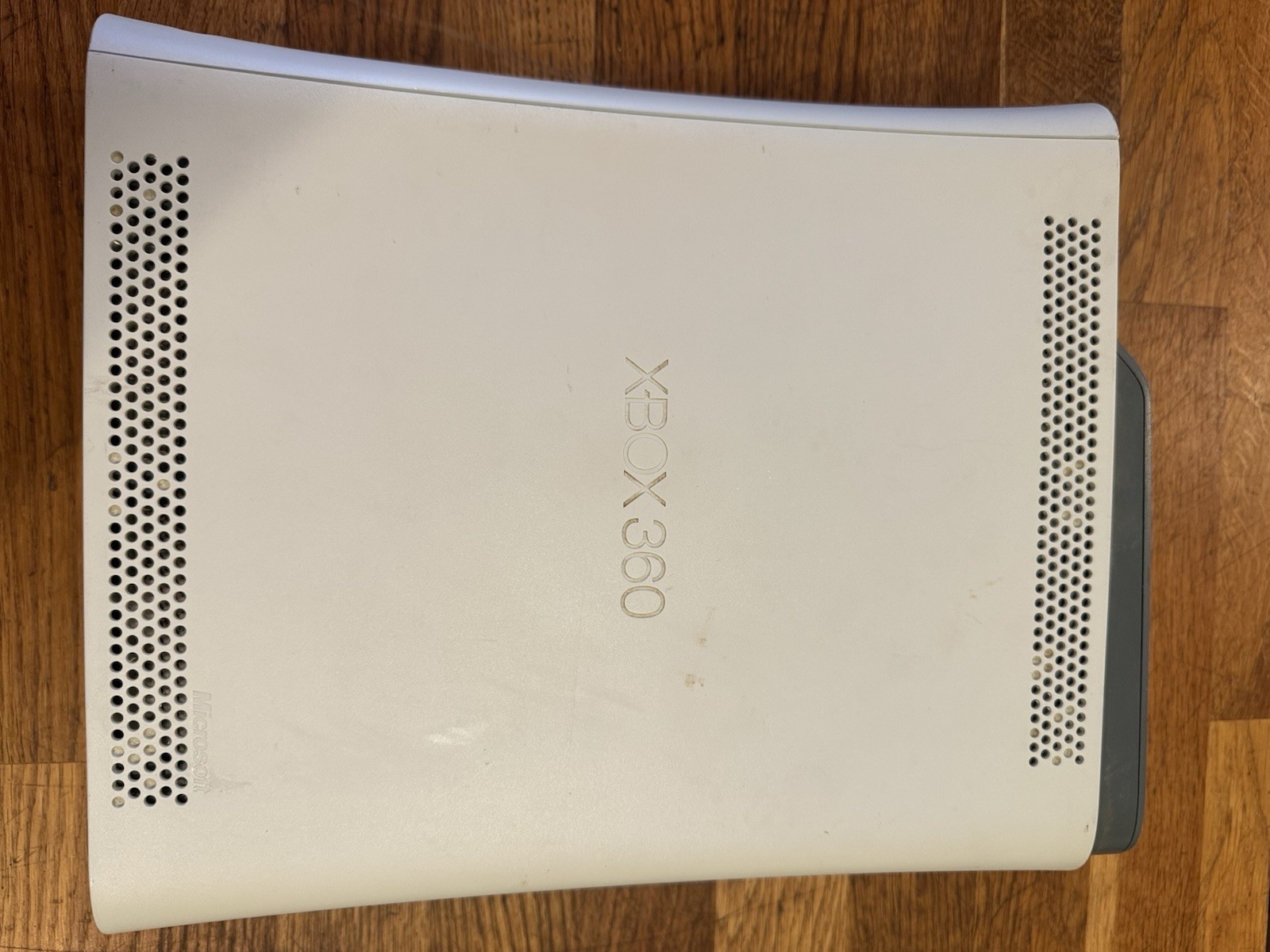 White Xbox 360 Console w/ 20GB HDD Tested Working Power / AV Cable No Controller