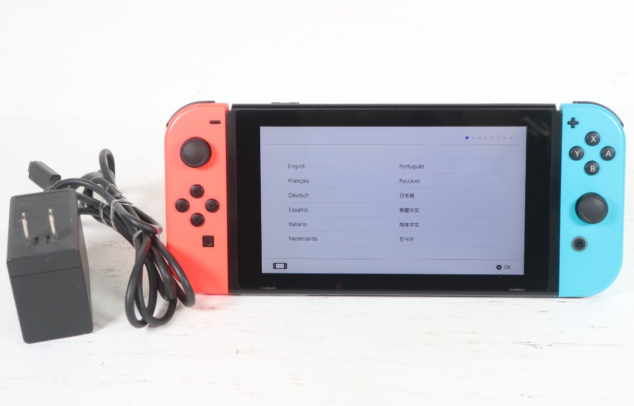 Nintendo Switch Console 32GB Neon Red/Blue Joy-Con Bundle w/ Charger Tested