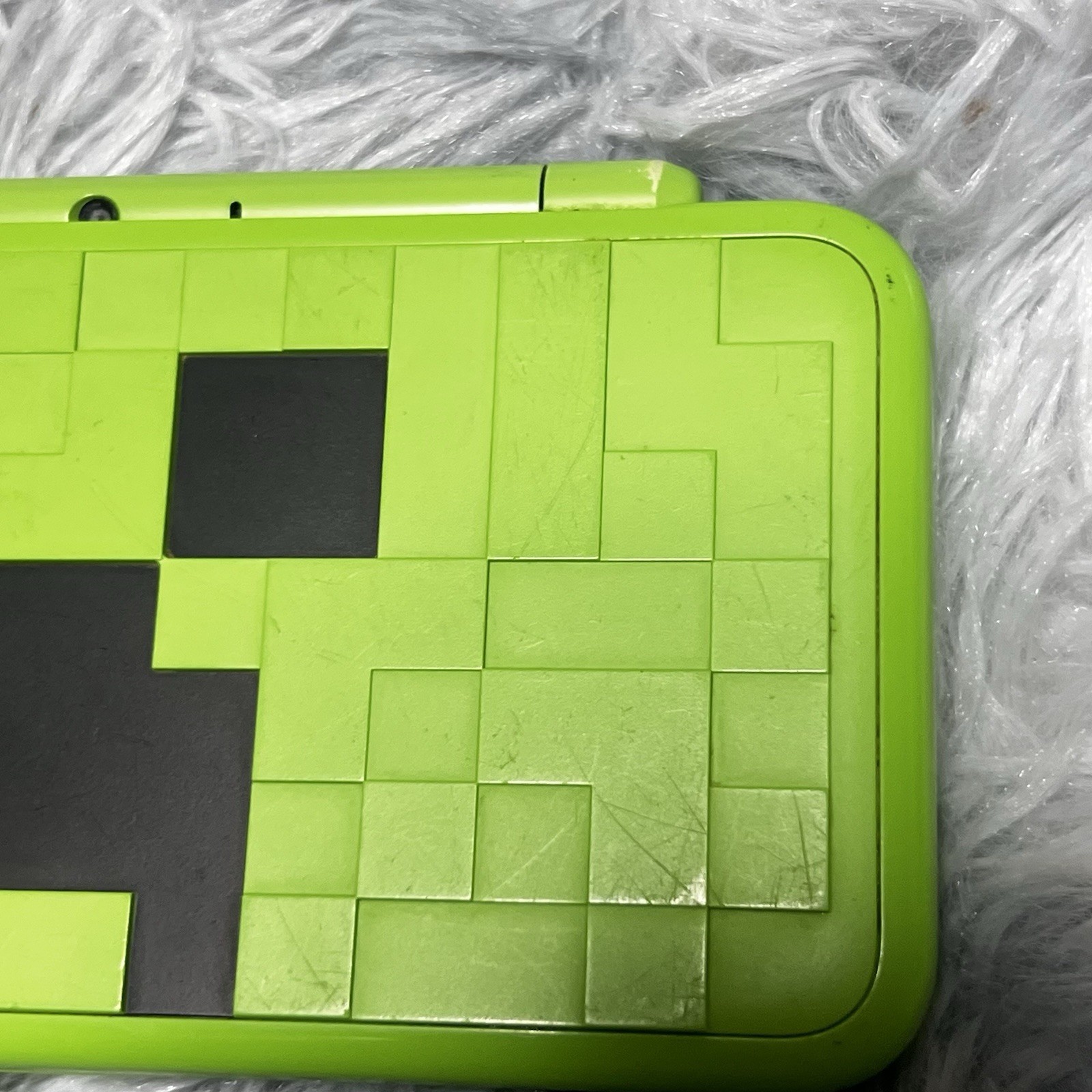 Minecraft Nintendo 2DS XL Creeper Edition Video Game Console (Japan)