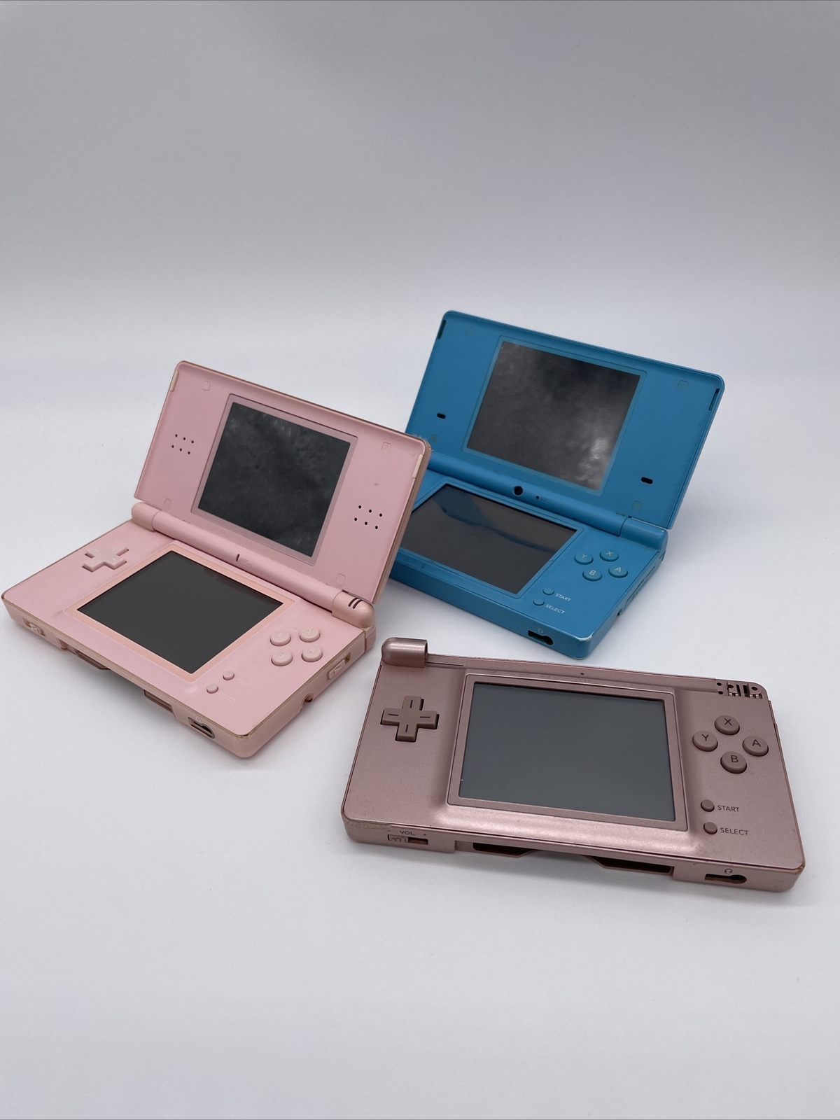 Lot Of 3 Nintendo DSi TWL-001/USG-003/USG-001 Parts Or Repairs Only See Details