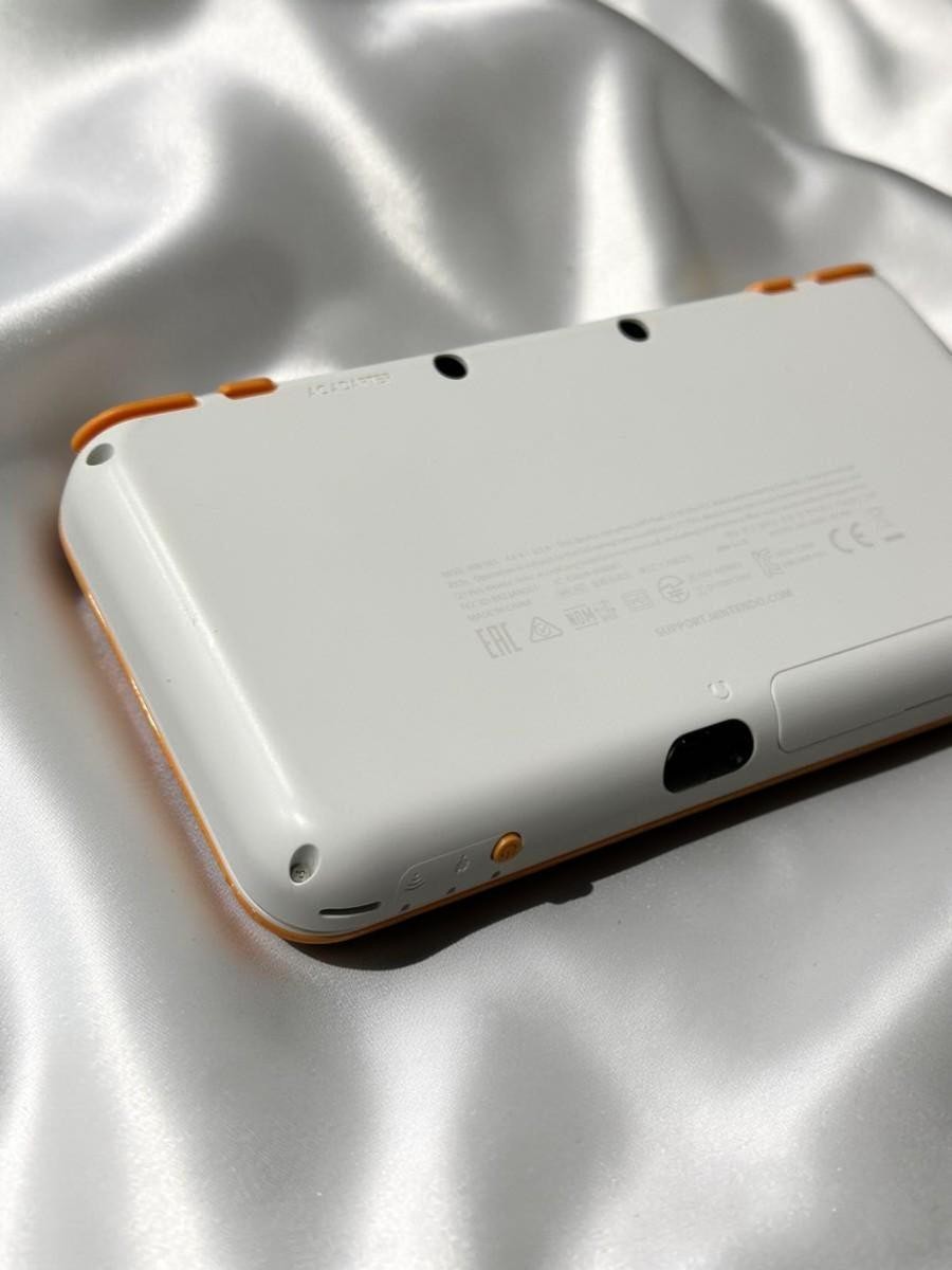 [EXC] New Nintendo 2DS XL LL White Orange Console Stylus Japanese ver w/Box