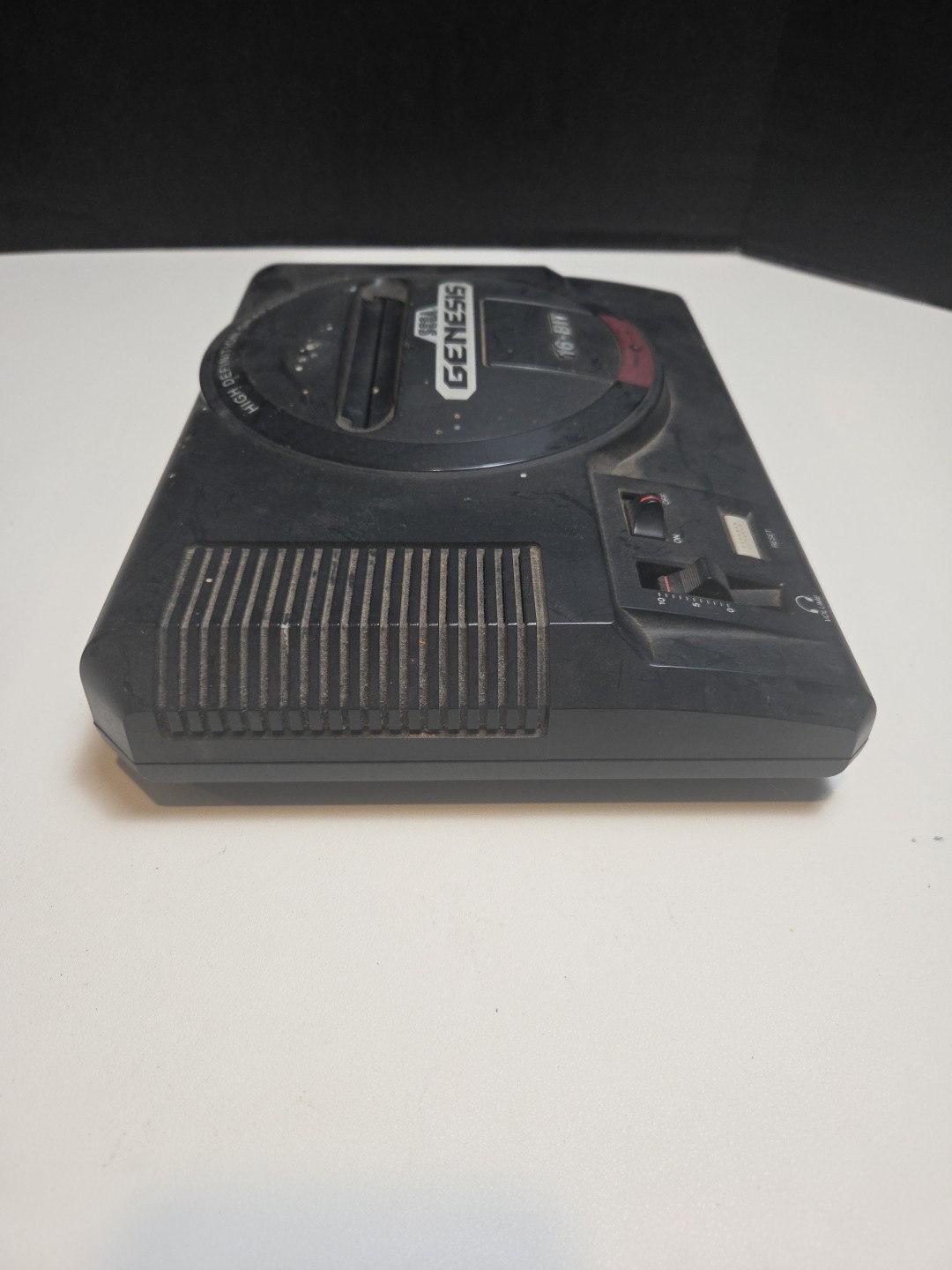 Original SEGA GENESIS 16 Bit High Def Console MK-1601 Controller & Power Adapter