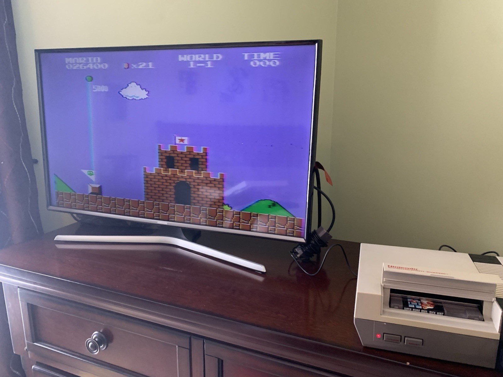 Original Nintendo NES Console w/ Super Mario Duck Hunt Game ONLY! Works – READ!