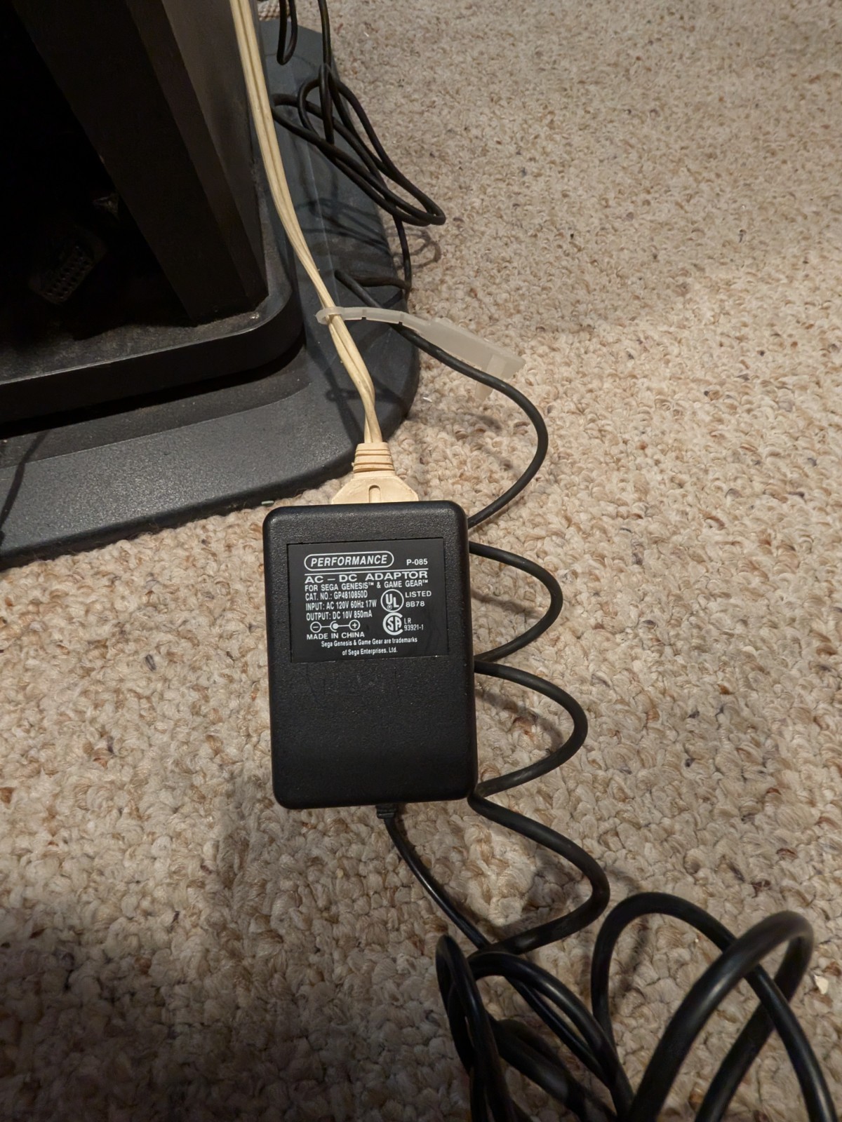 Sega Genesis Model 2 With Bonus A.t Games Genesis Unit.