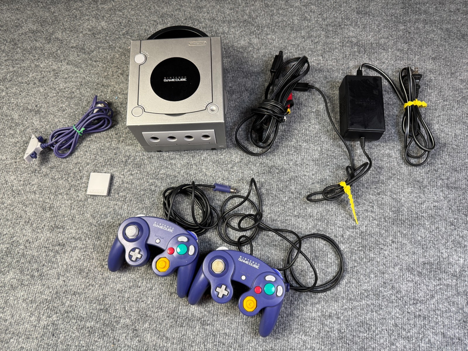 Gamecube Silver Console w/ 2 Controllers, Memory Card & Gameboy Advance Adapter