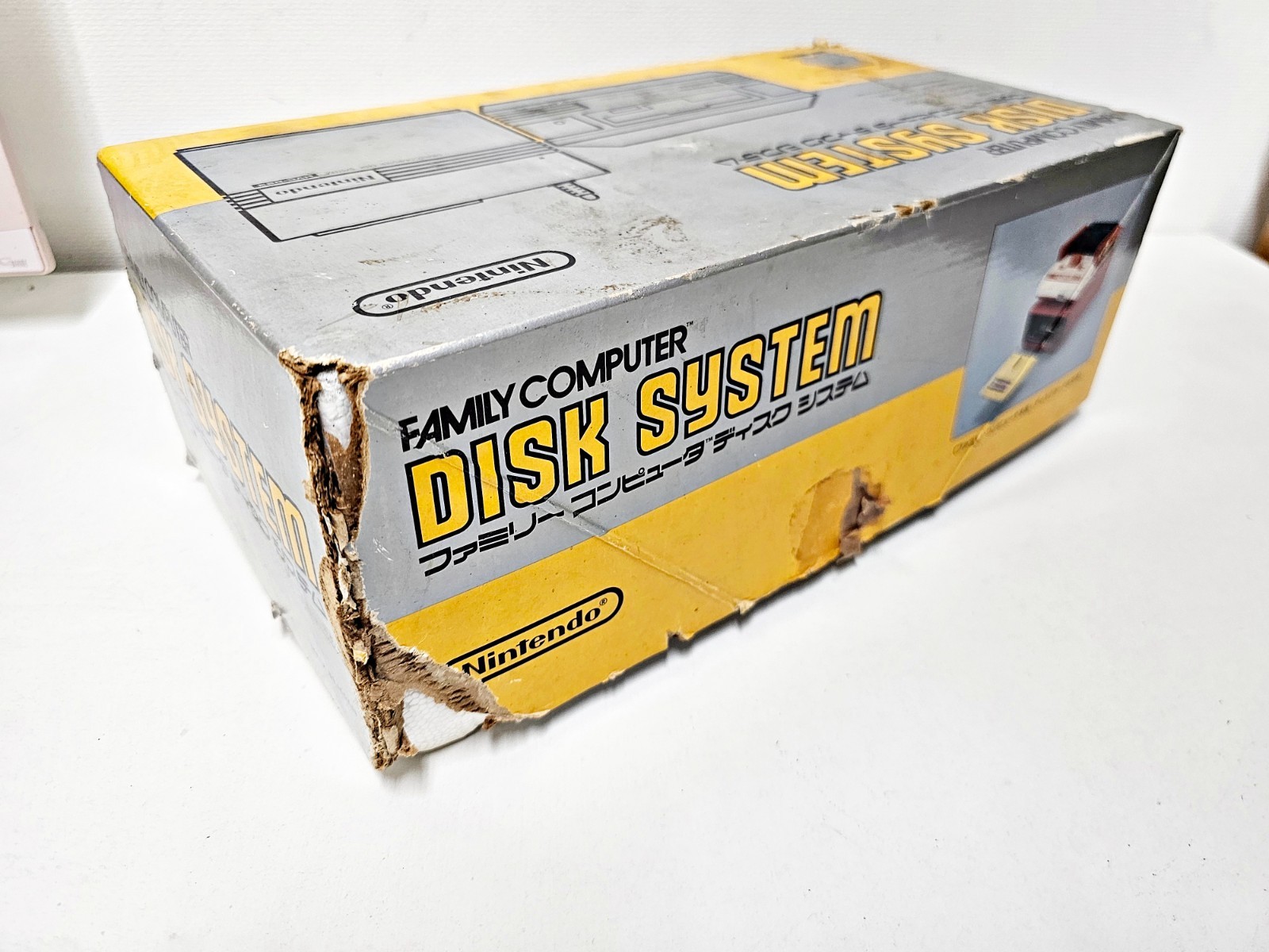Nintendo Famicom & Famicom Disk System Set 329