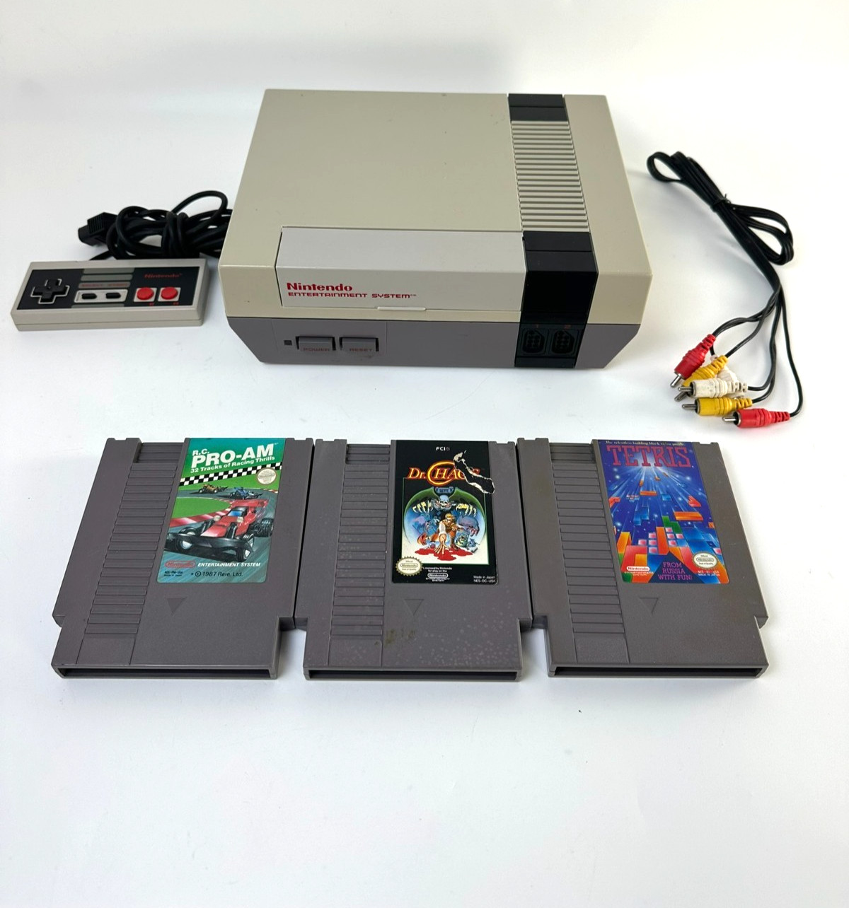 Nintendo NES Console Tested w/ Tetris Dr Chaos RC Pro-Am 3 Games Relive the 80s!