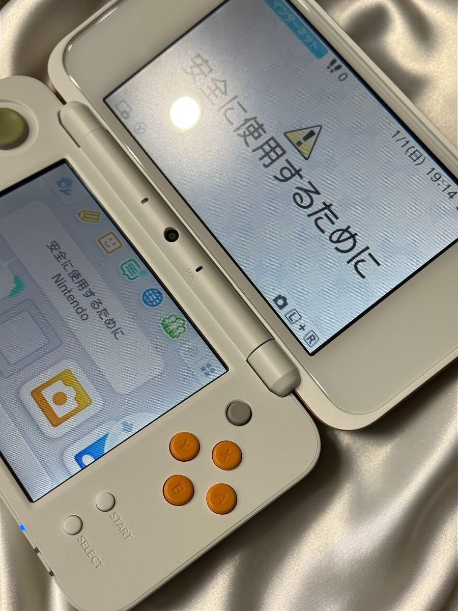[EXC] New Nintendo 2DS XL LL White Orange Console Stylus Japanese ver w/Box