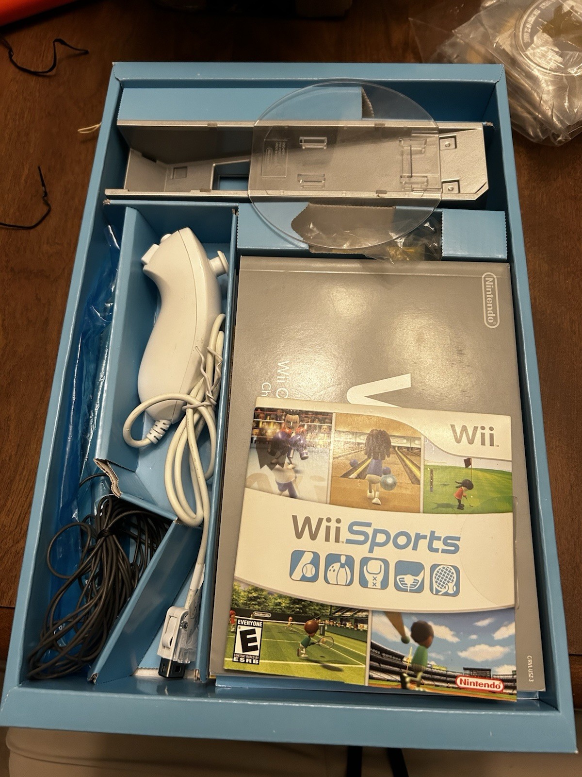 Nintendo Wii – Wii Sports Bundle -Console CIB Matching Serial Numbers